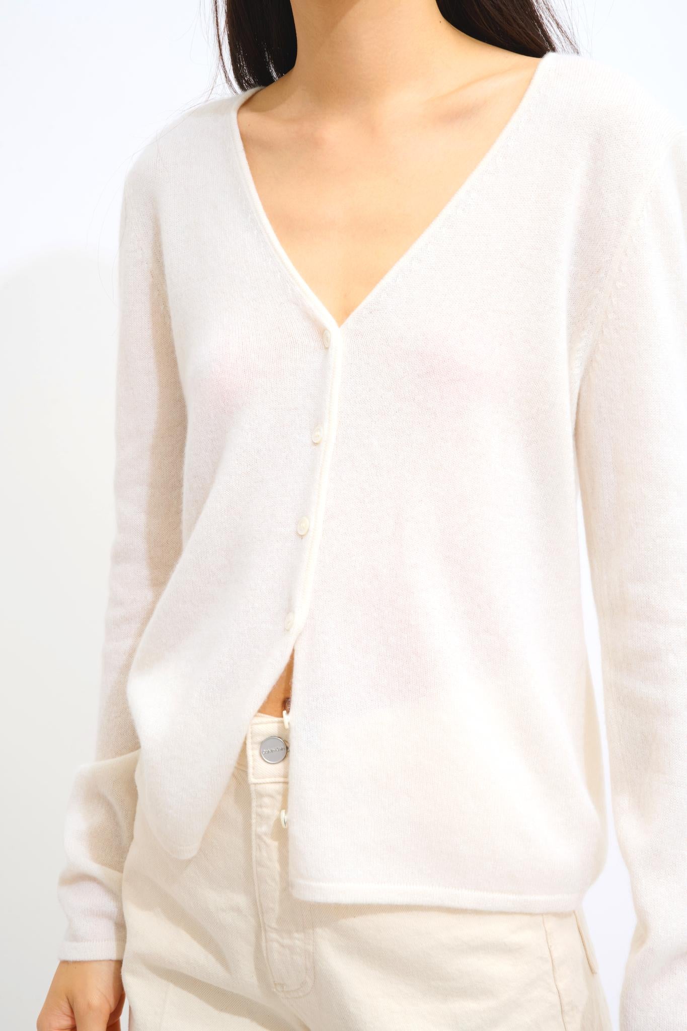 CHALAIS v-neck cardigan snow 100% cashmere