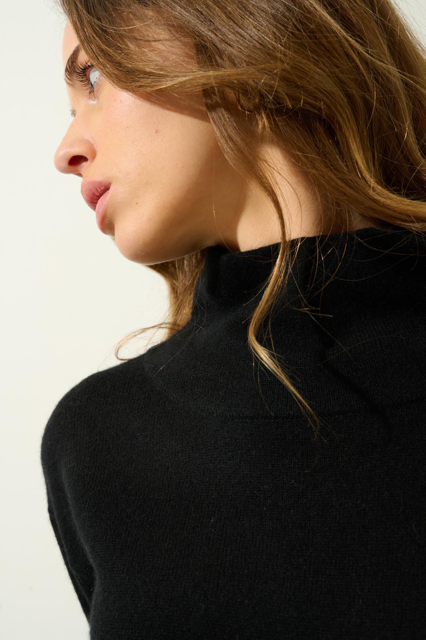 CHEVIOT black cowl neck sweater 100% cashmere