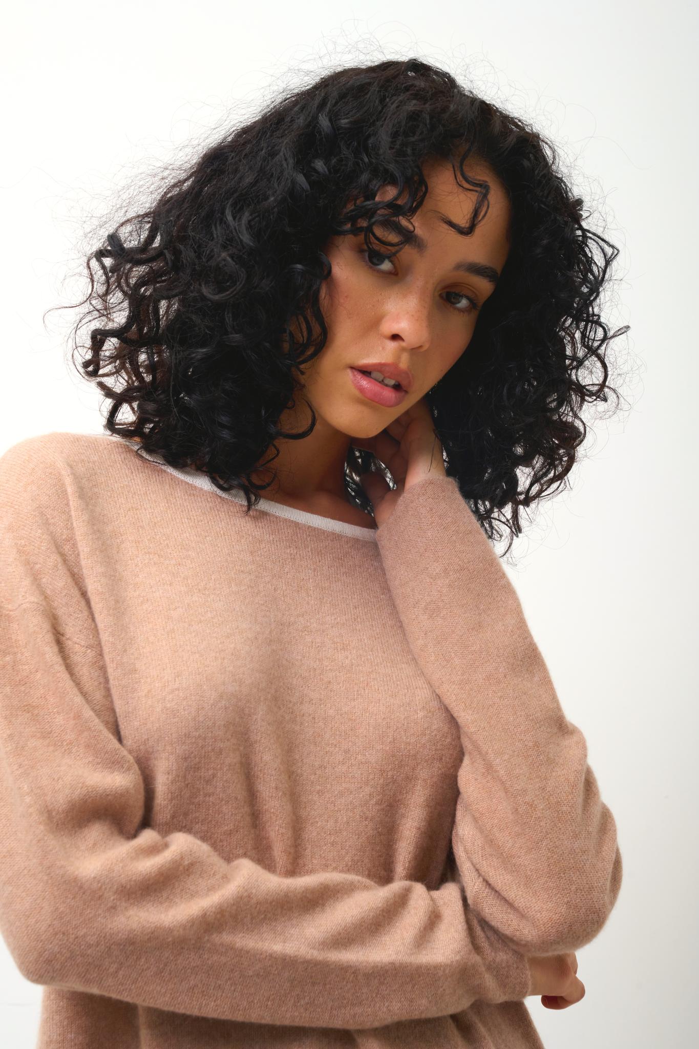 CLOLA camel mottled round-neck sweater 100% cashmere