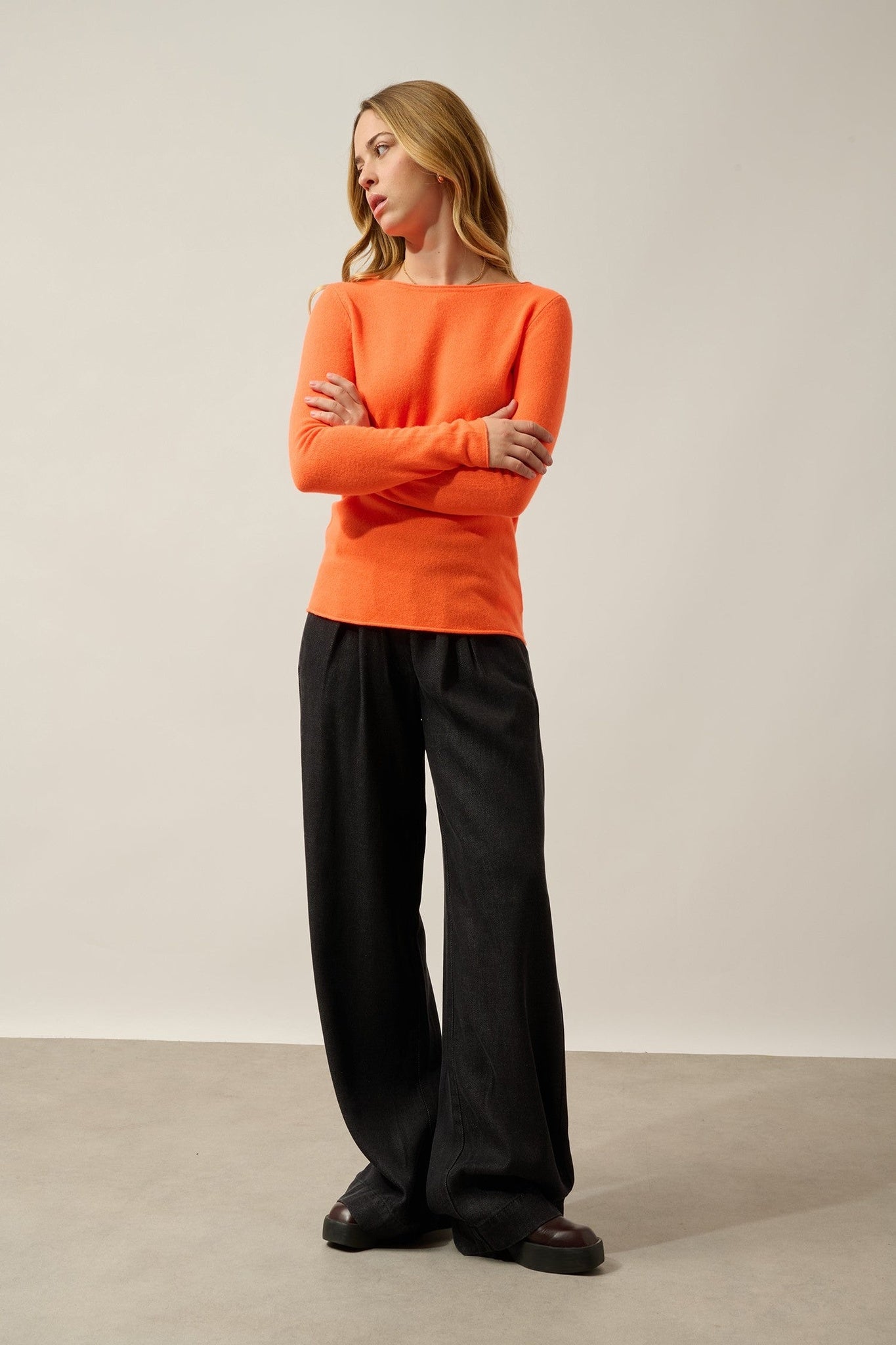 criou pull col bateau orange fluo 100% cachemire