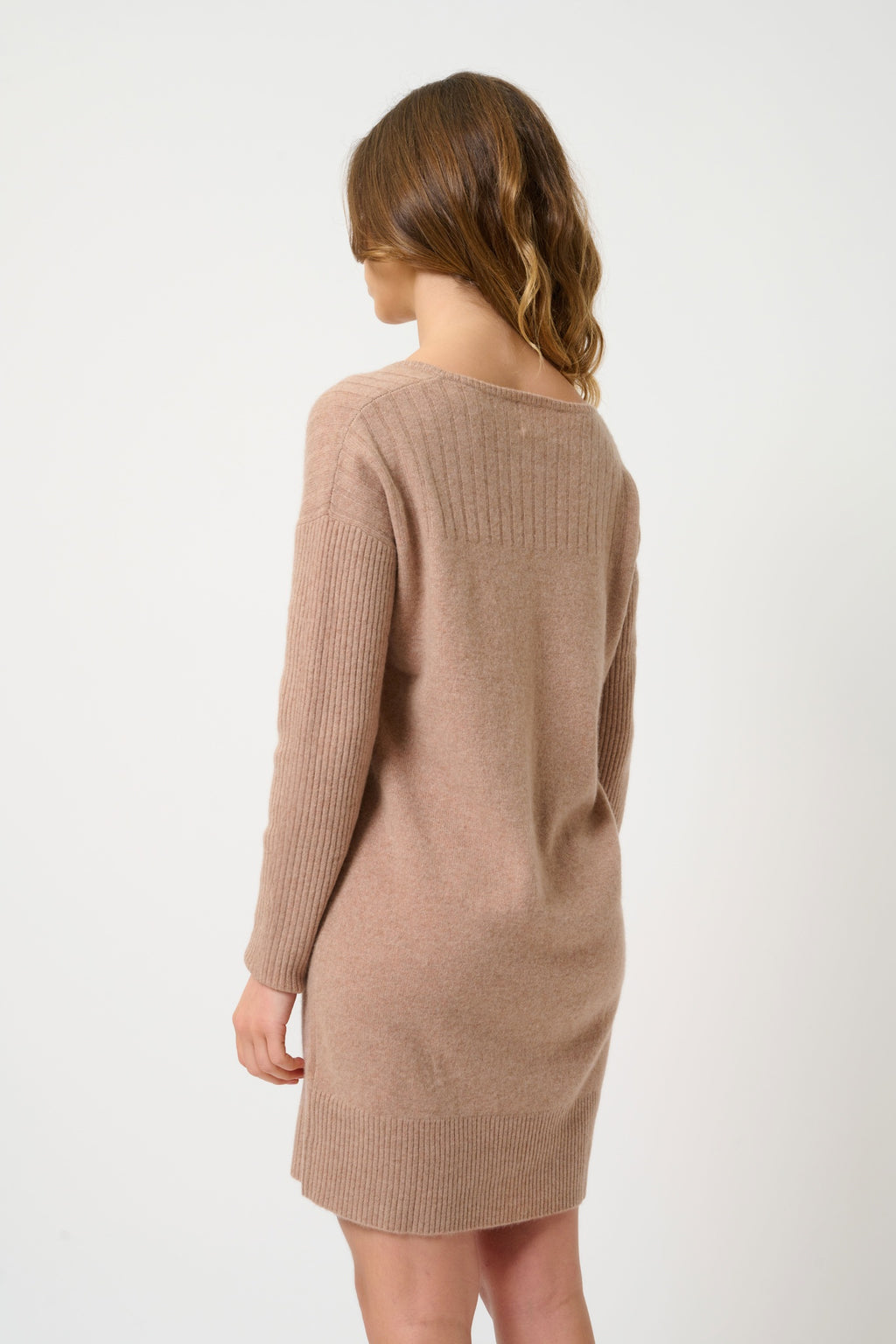 DANA robe col u camel chiné 100% cachemire