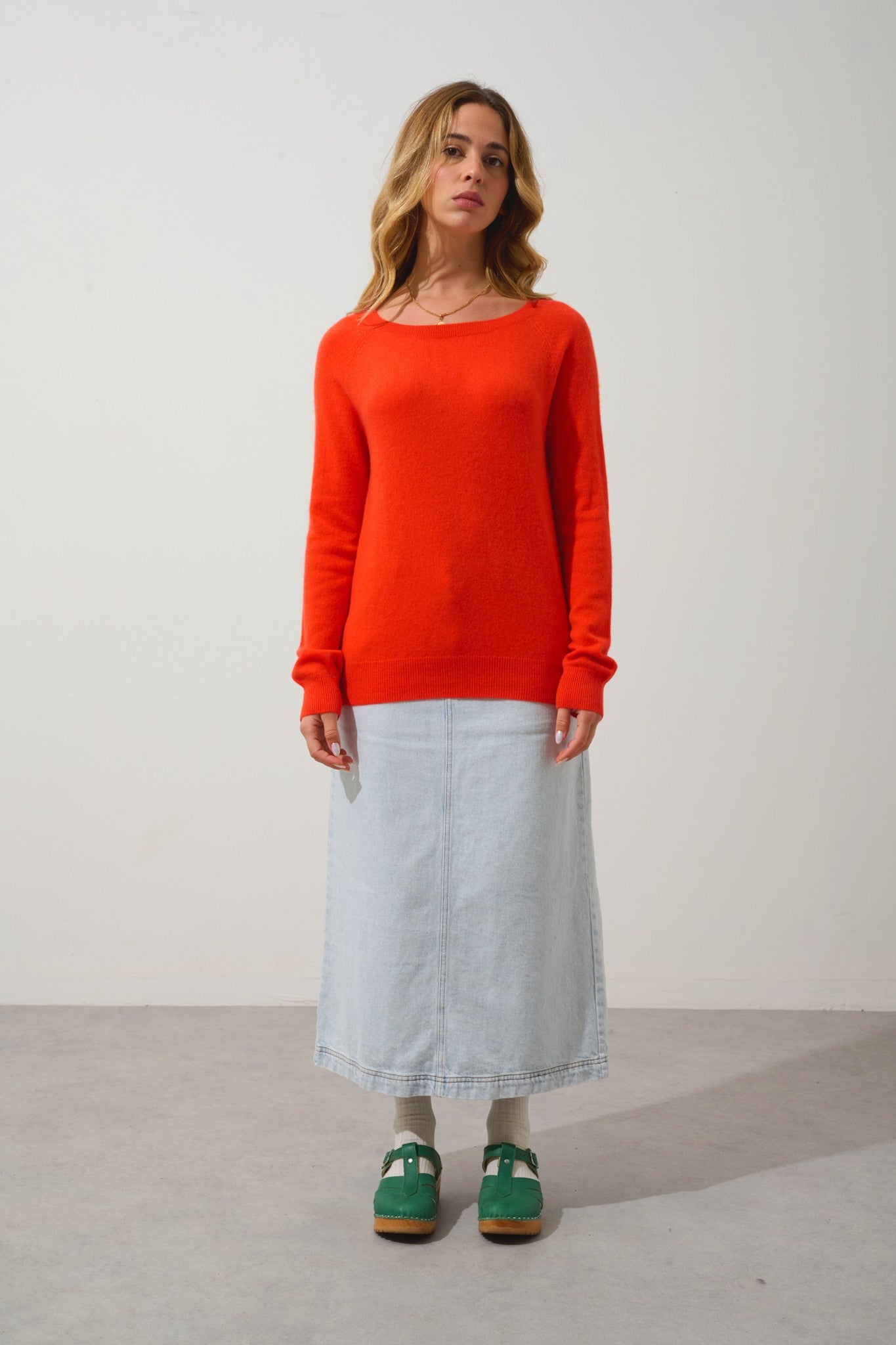 dibona pull col bateau goutte dos orange 100% cachemire