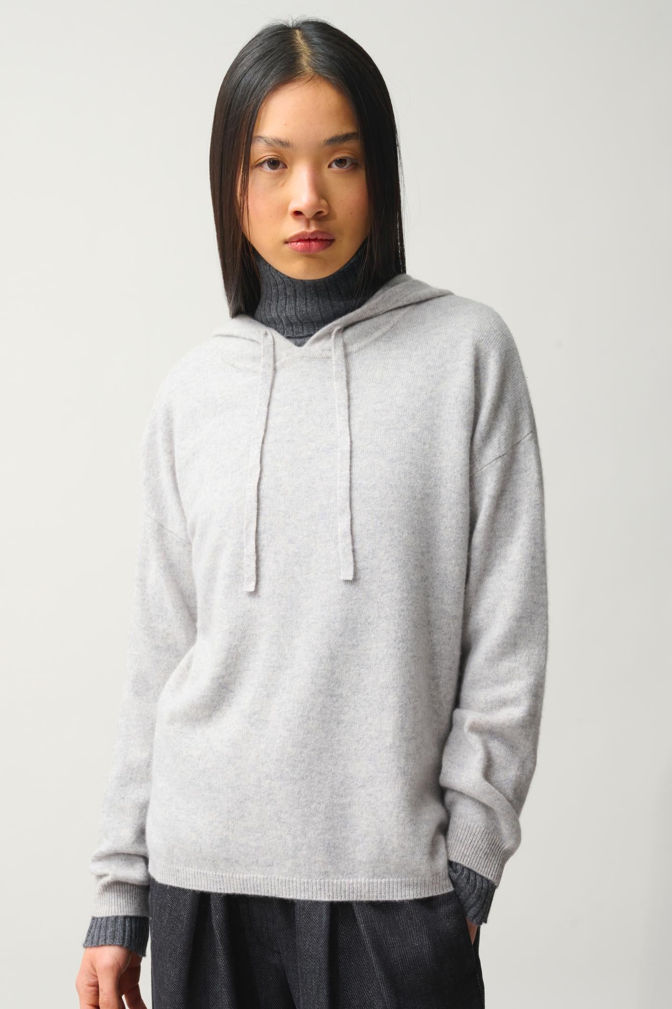 DORTE pull capuche gris clair chiné 100% cachemire