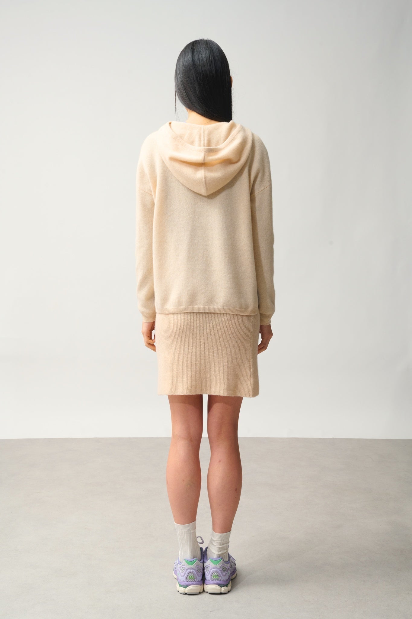 DORTE hooded sweater sand 100% cashmere