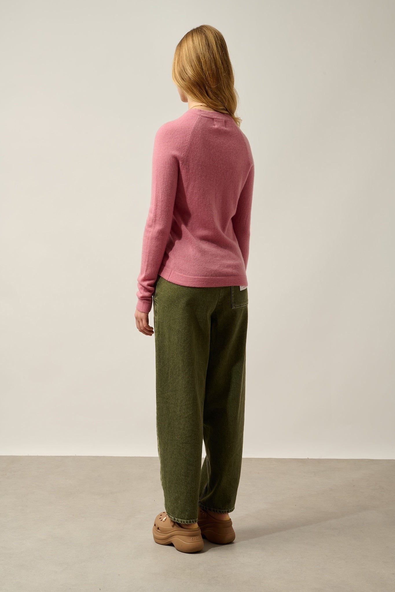 ECRIN Pullover mit Rundhalsausschnitt Blütenblatt 100% Kaschmir