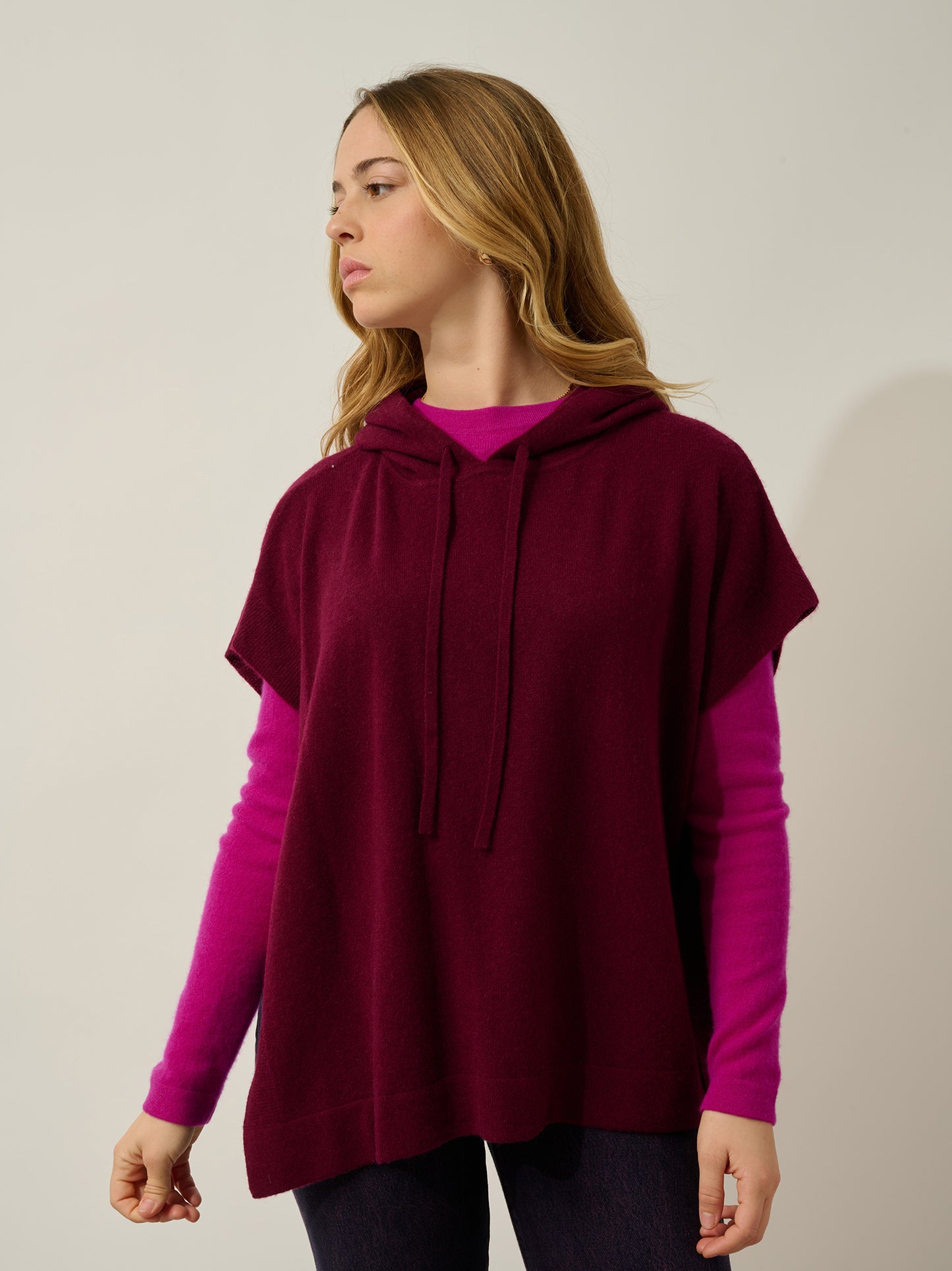 ELSA poncho capuche bordeaux 100% cachemire