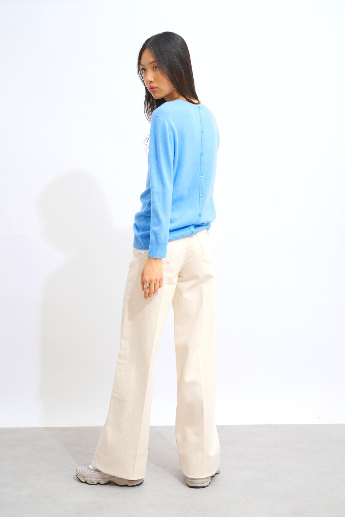 ESTARIS pull col rond boutonné dos baby blue 100% cachemire