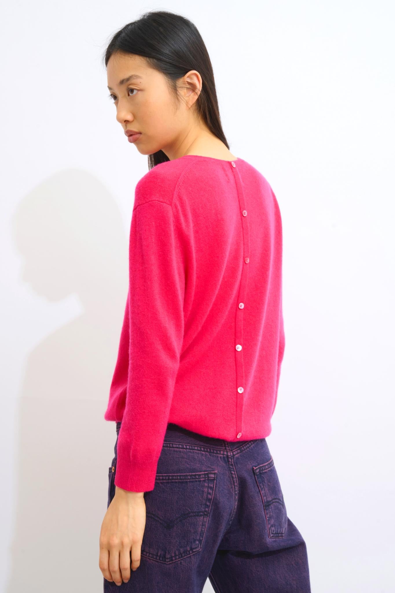 ESTARIS Rundhalspullover mit geknöpfter Rückseite fuchsia 100% Kaschmir