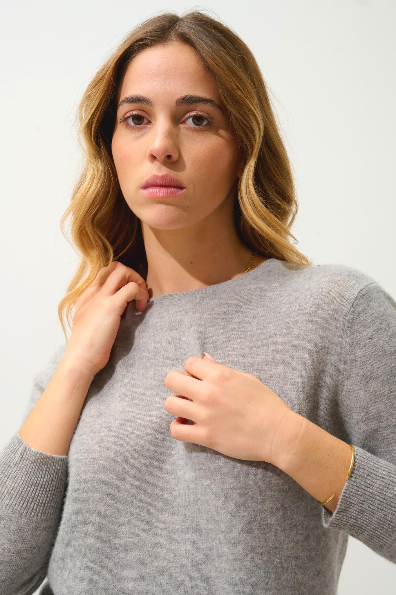 ESTARIS round-neck sweater with buttoned cloud back mottled 100% cashmere