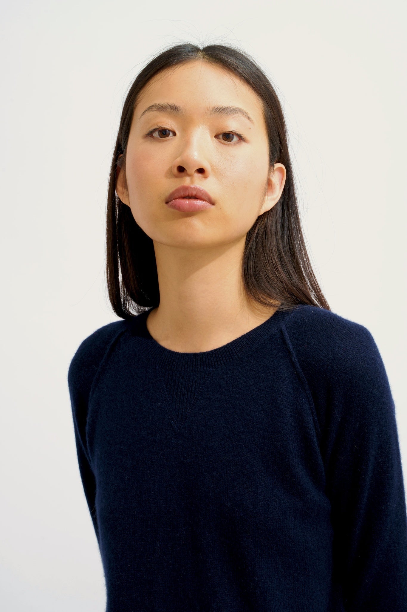 ETRET navy round-neck sweater 100% cashmere