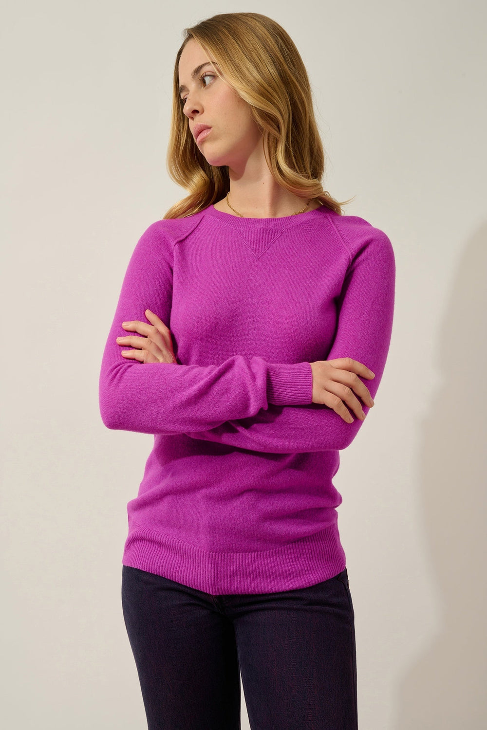 ETRET Pullover mit Rundhalsausschnitt in Neonviolett 100% Kaschmir