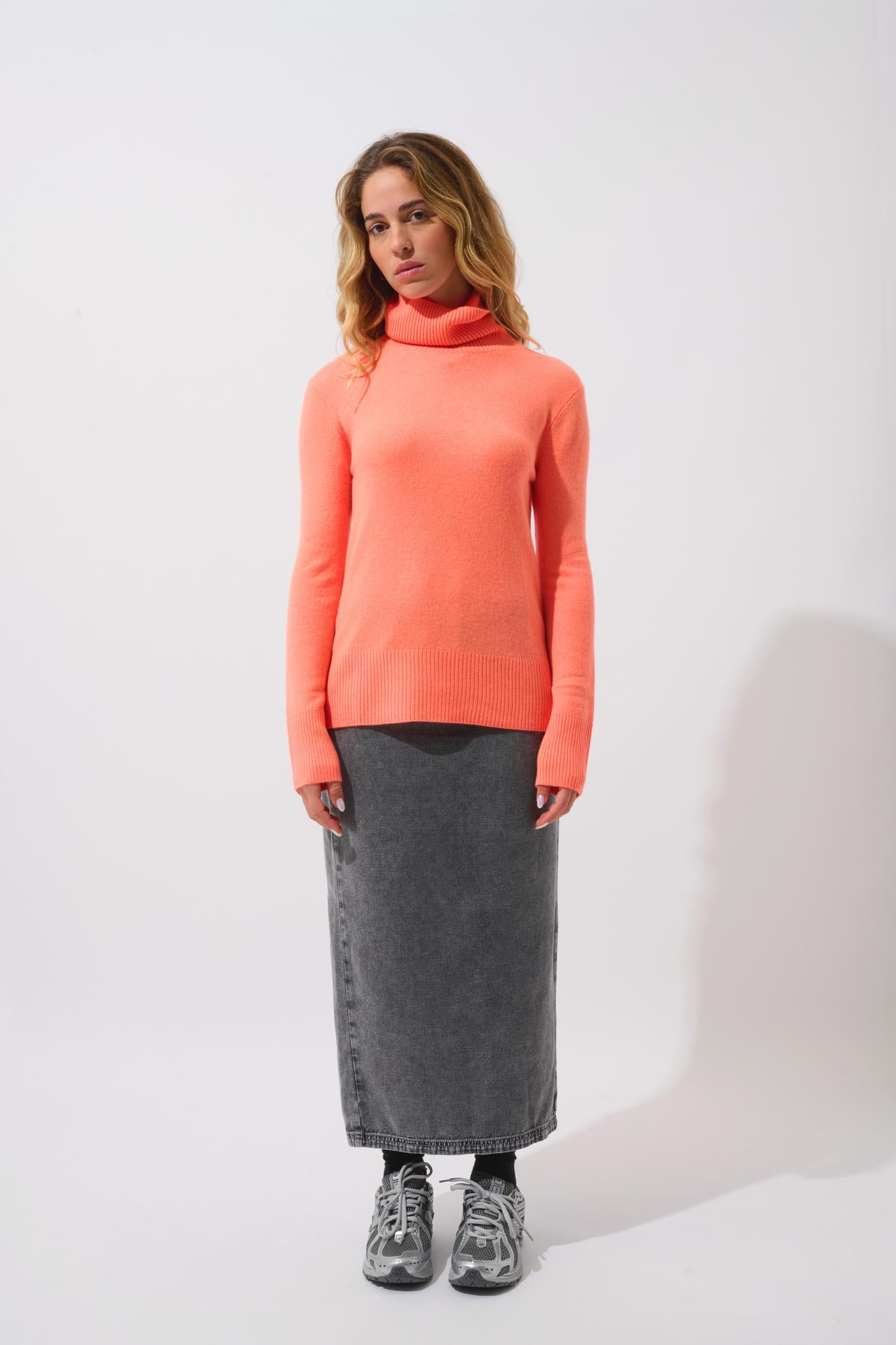 FORNET pull col roulé orange fluo 100% cachemire