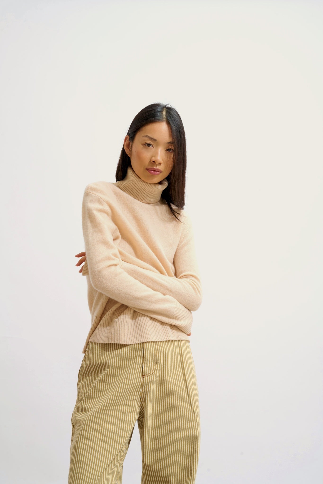 FORNET pull col roulé sable 100% cachemire