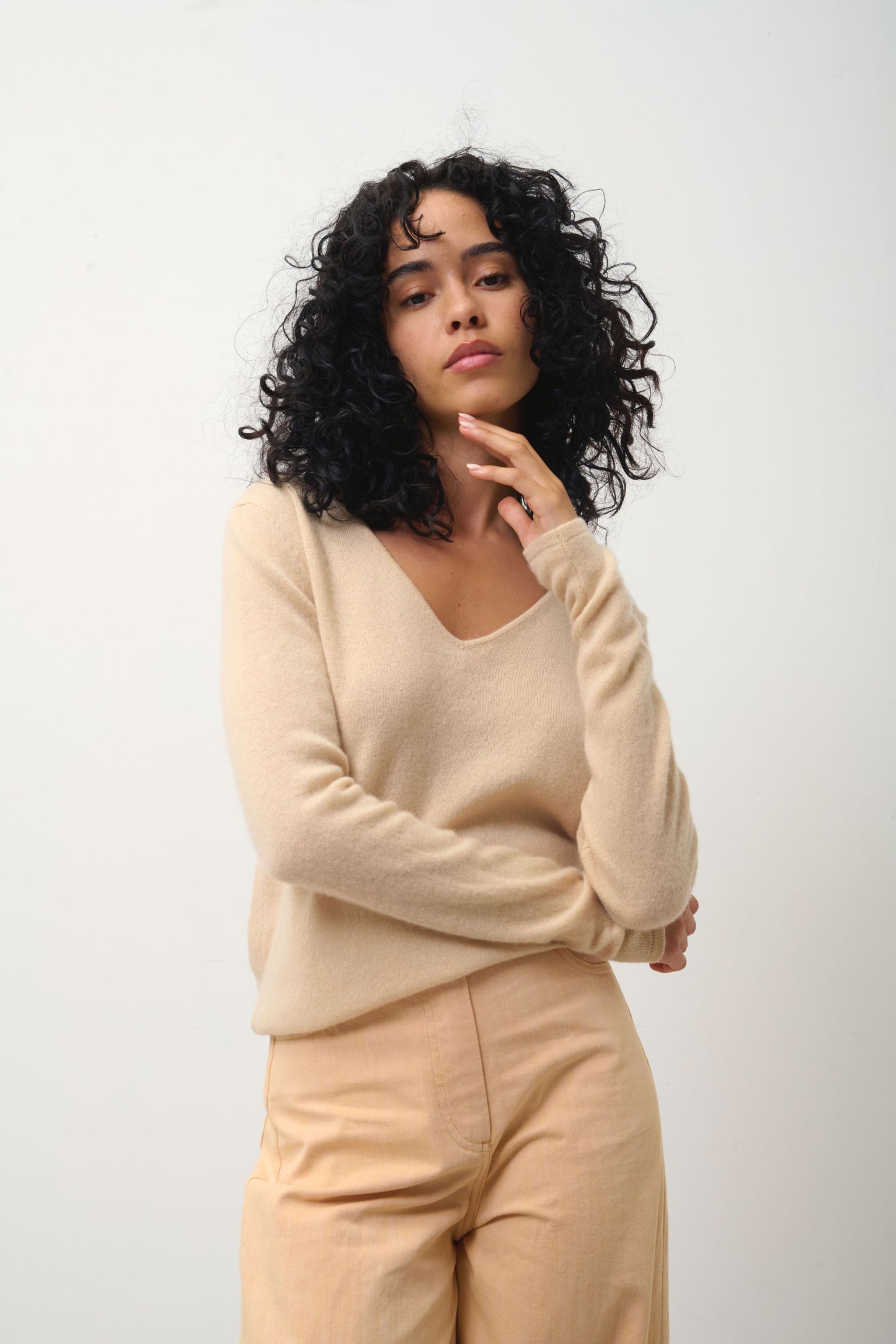 GALISE pull col v beige 100% cachemire