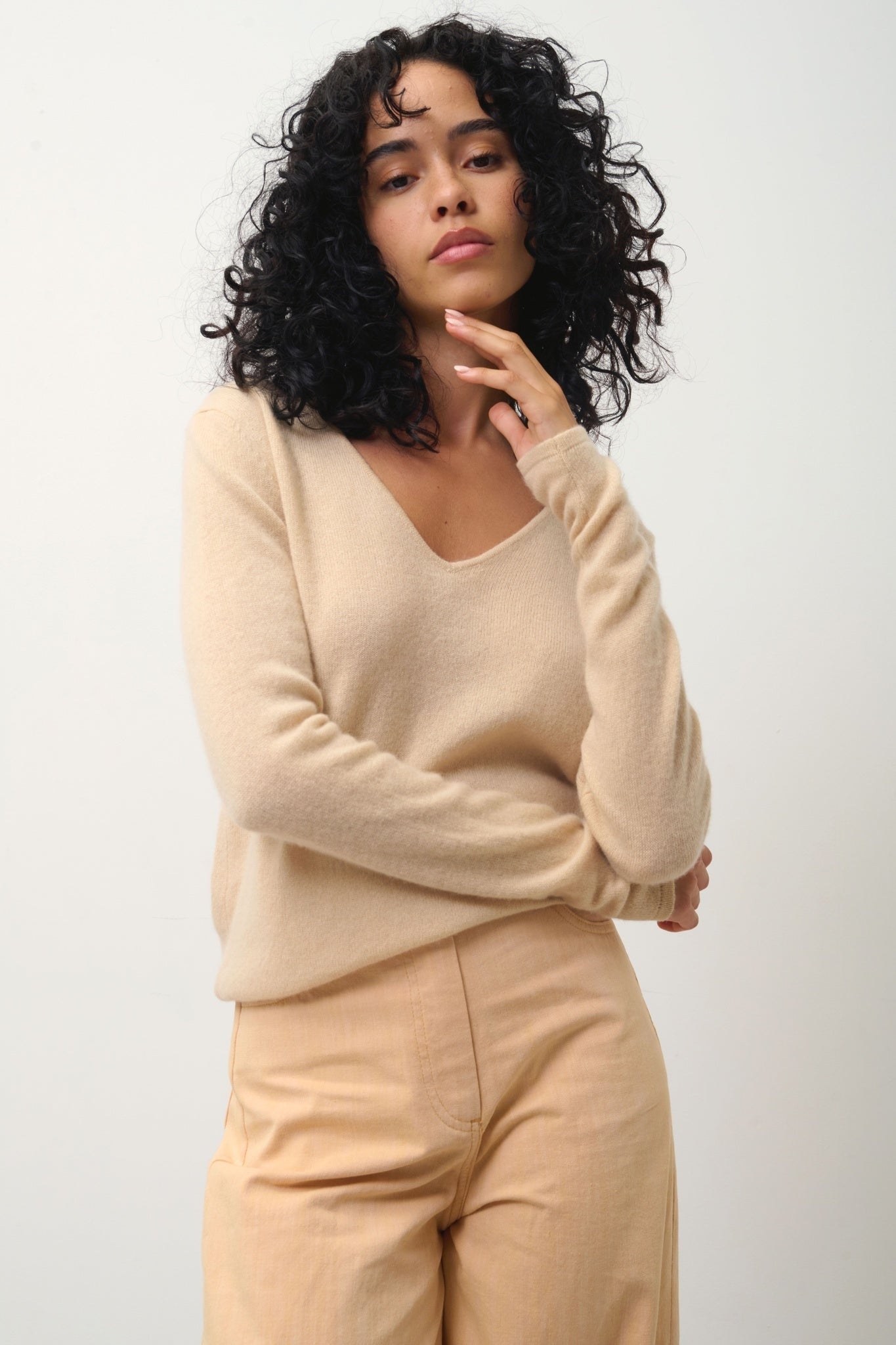 GALISE pull col v beige 100% cachemire
