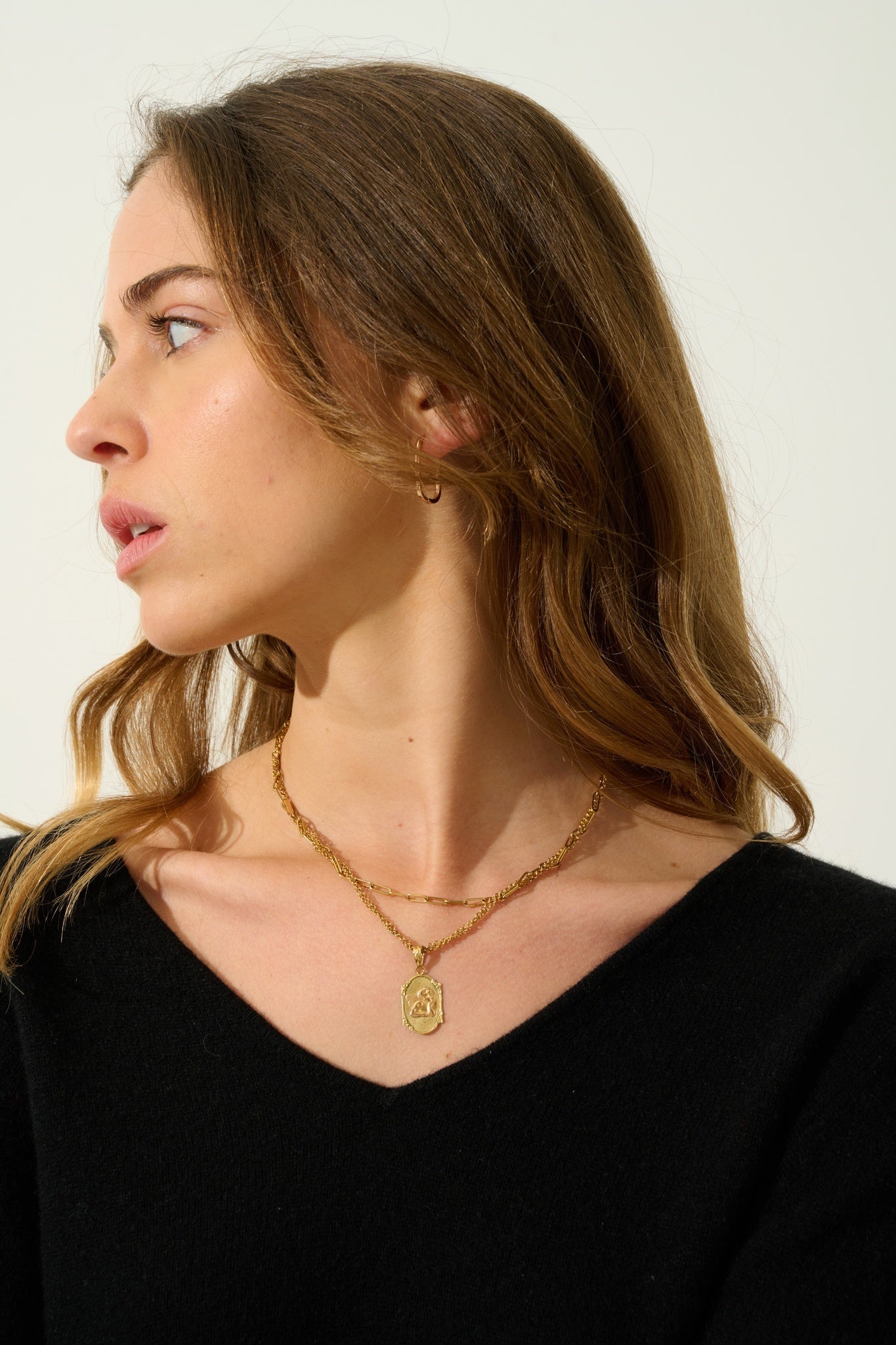 GALISE black v-neck sweater 100% cashmere