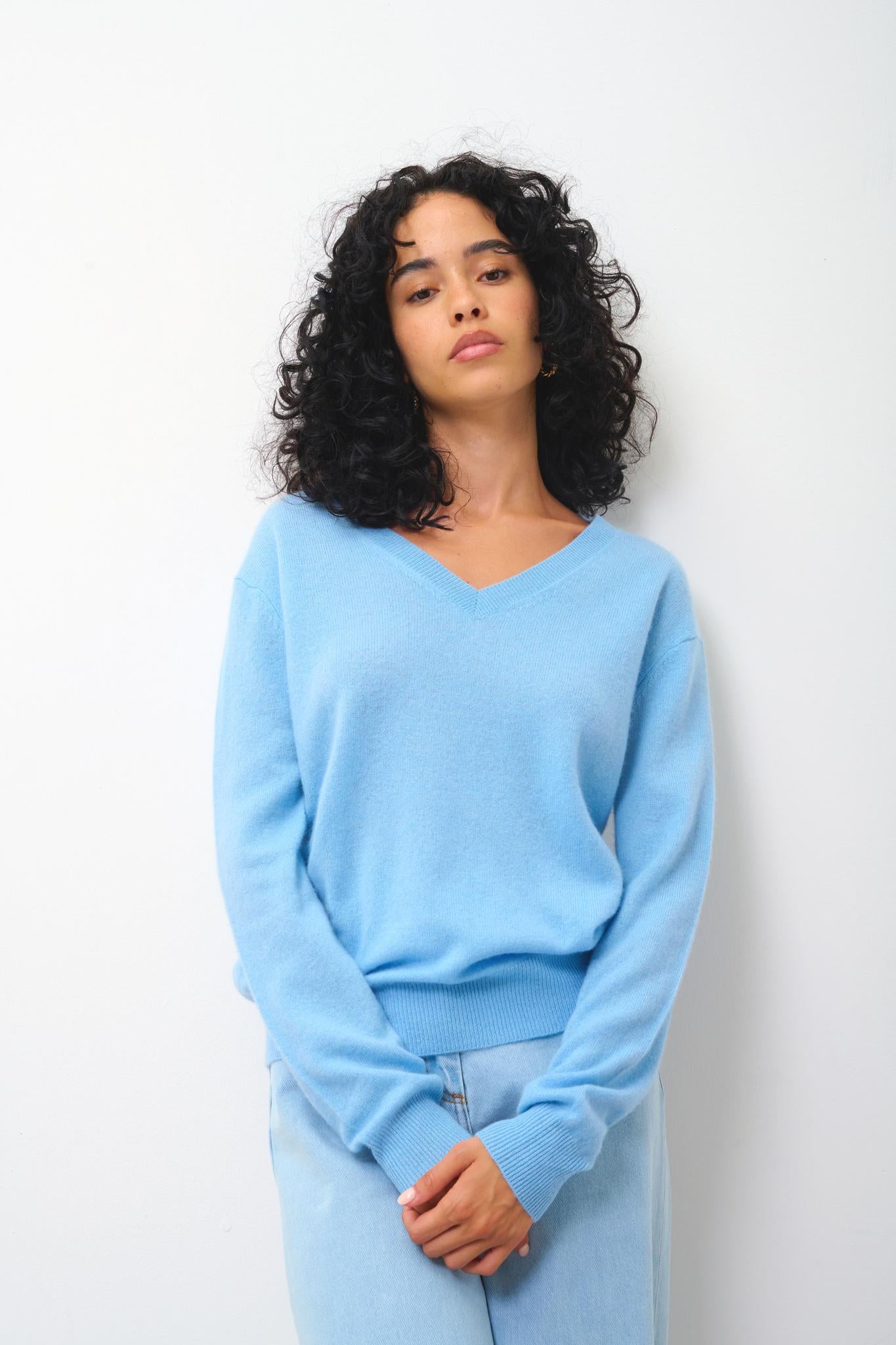 GARDORIA pull col v bleu inca 100% cachemire