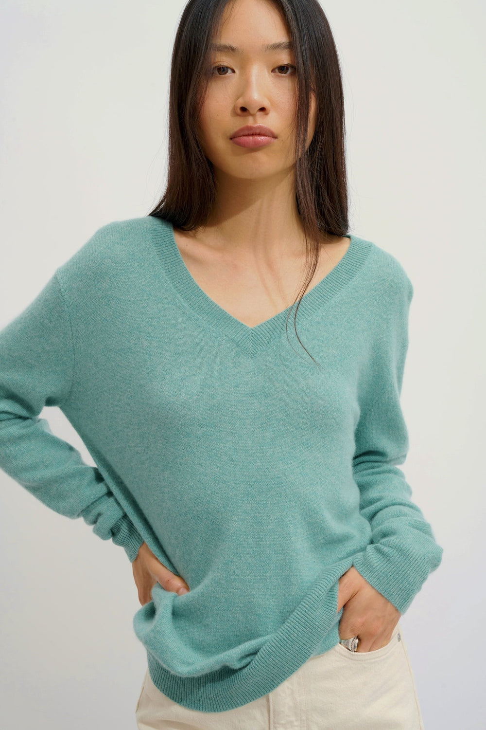 GARDORIA mottled green v-neck sweater 100% cashmere