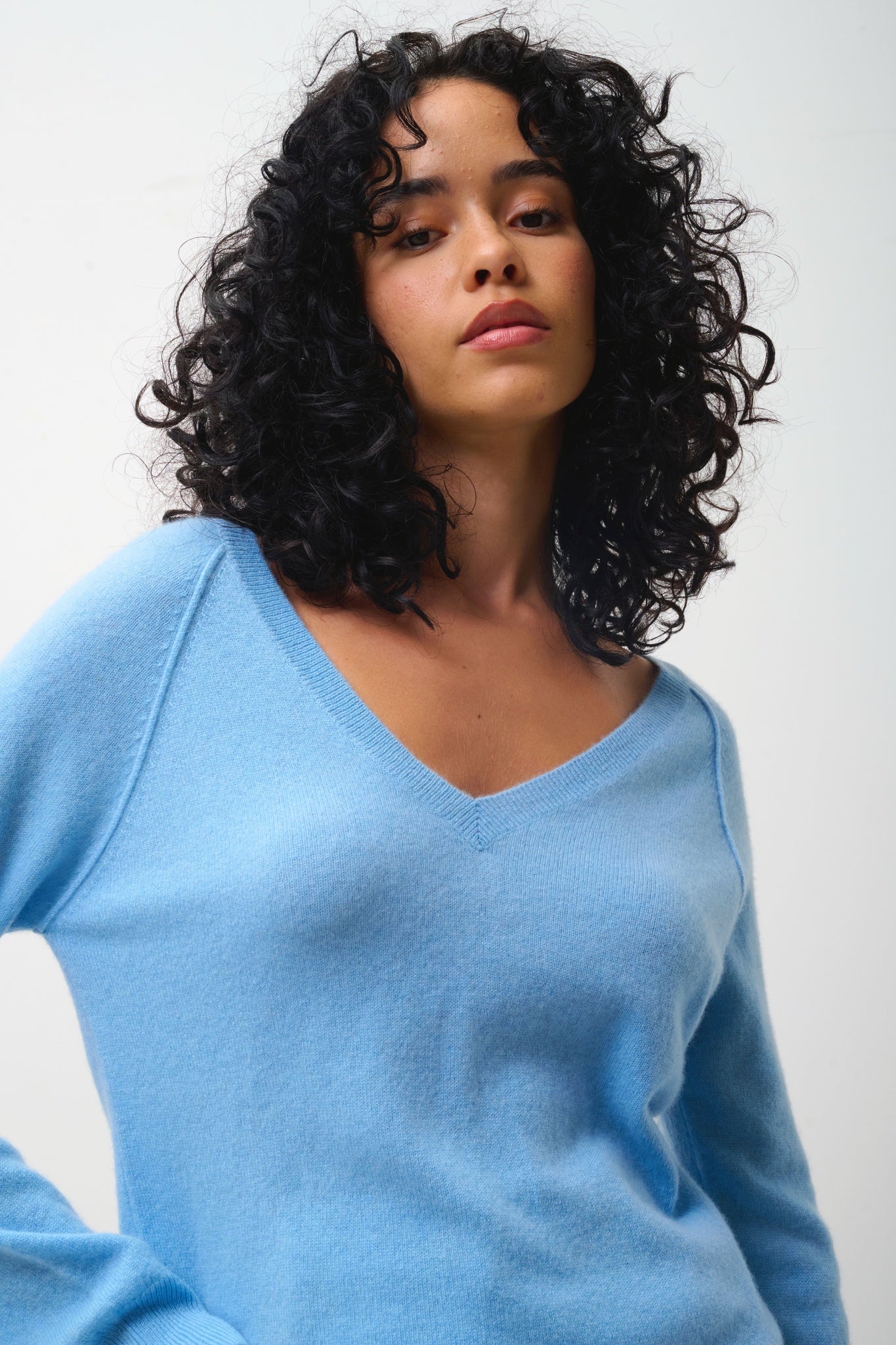 GIUSALET inca blue v-neck sweater 100% cashmere