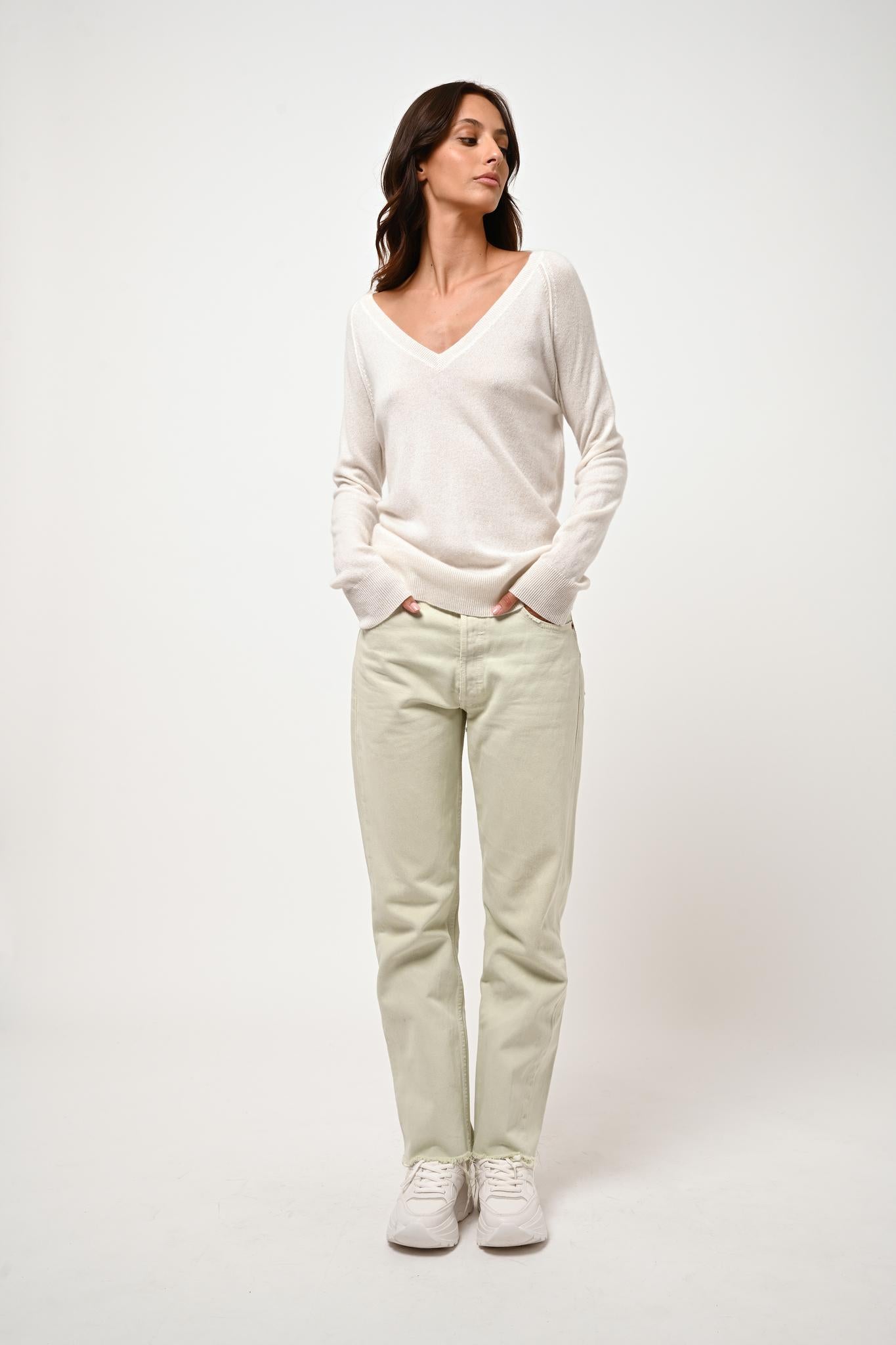 GIUSALET ivory v-neck sweater 100% cashmere