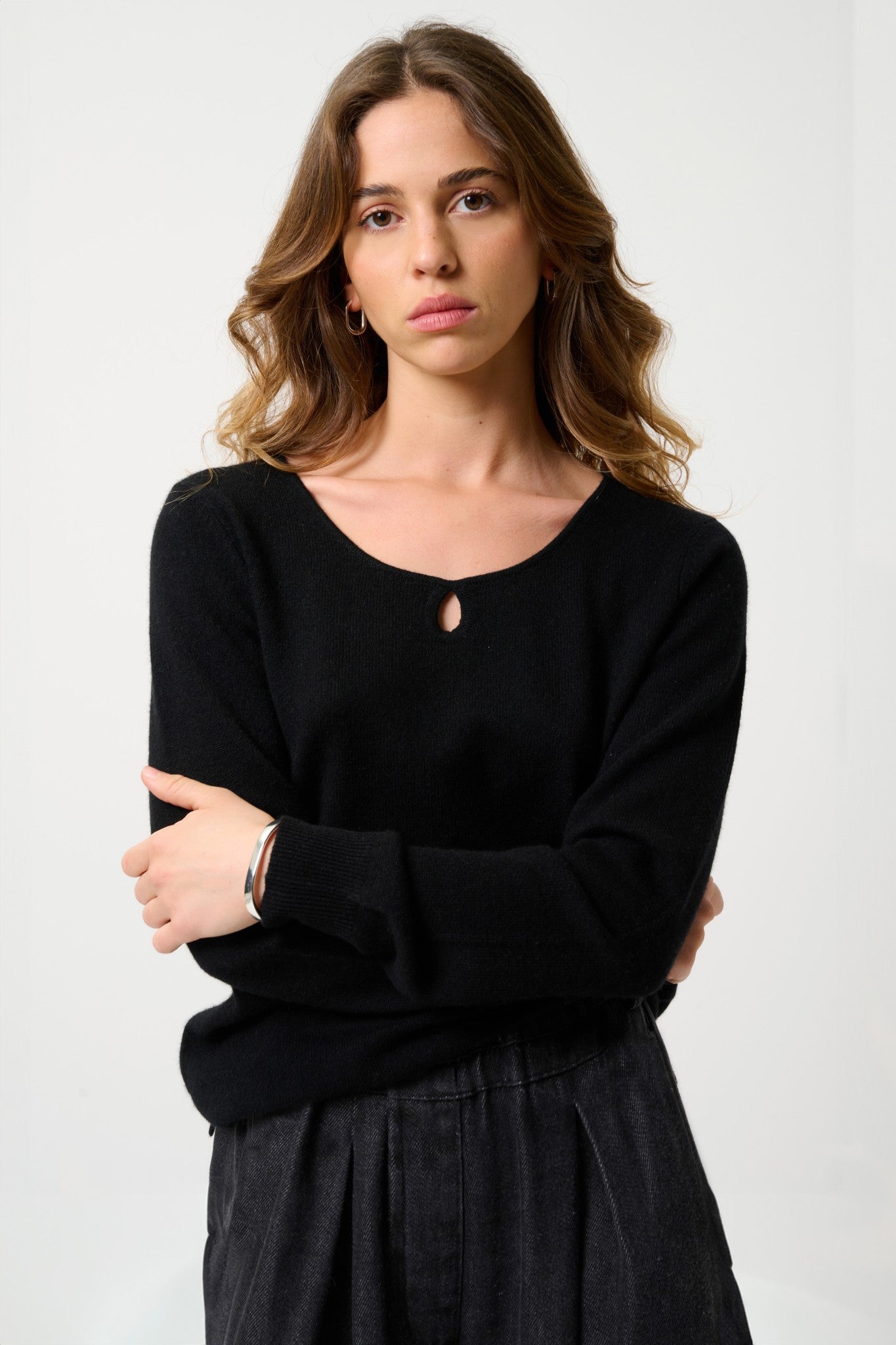 glyder pull col bateau goutte devant noir 100% cachemire