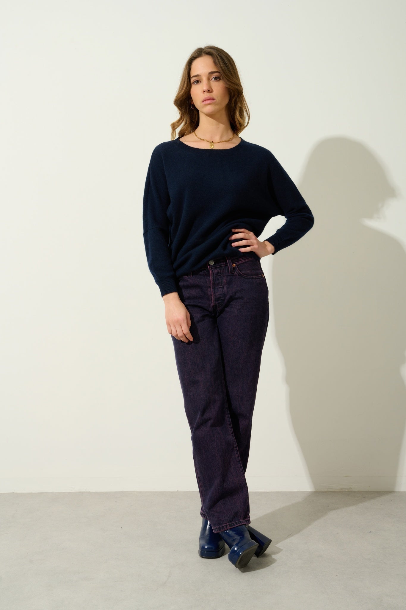 GOLÉON navy bat sweater 100% cashmere