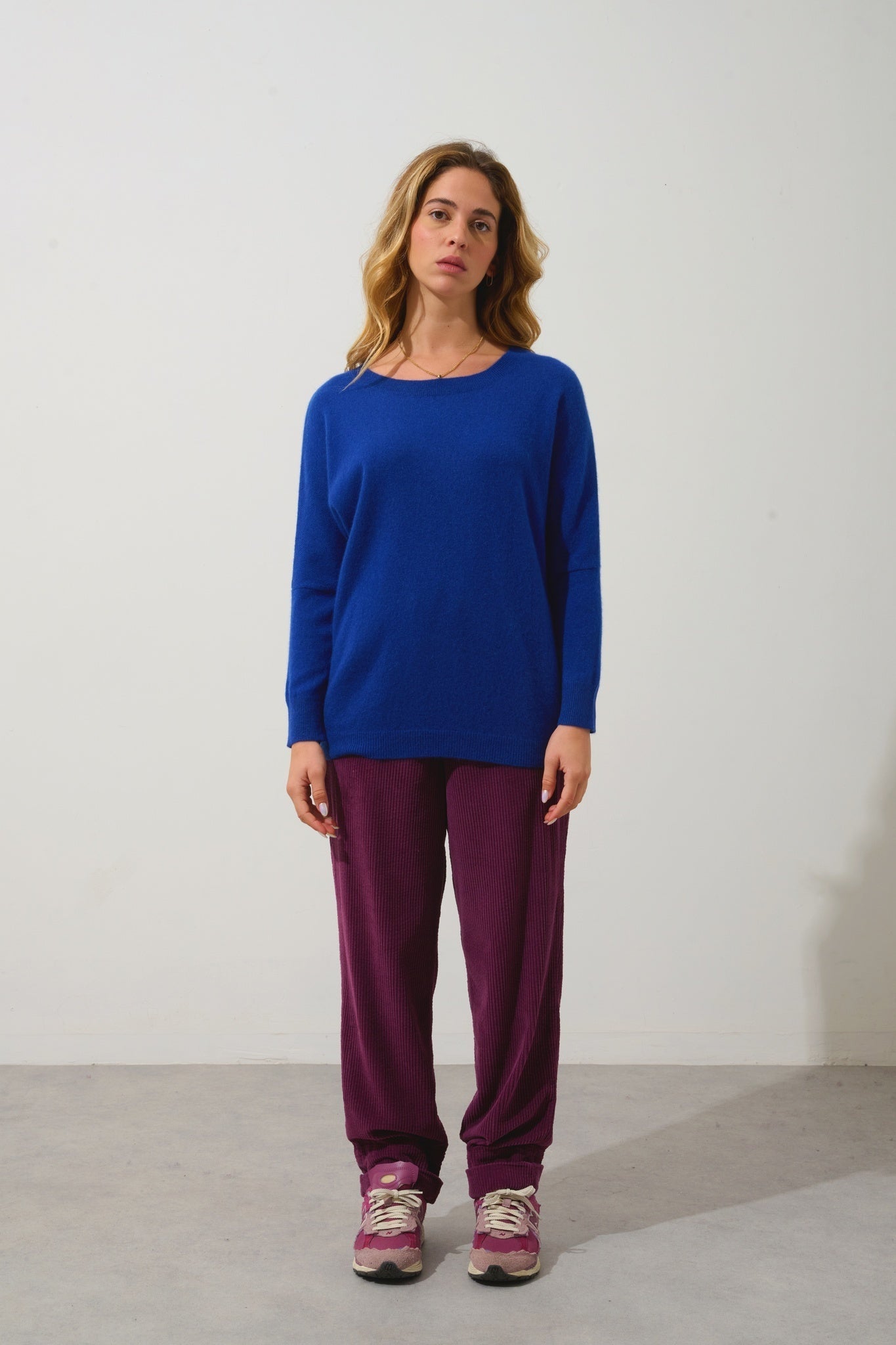 GOLÉON ultramarine bat sweater 100% cashmere