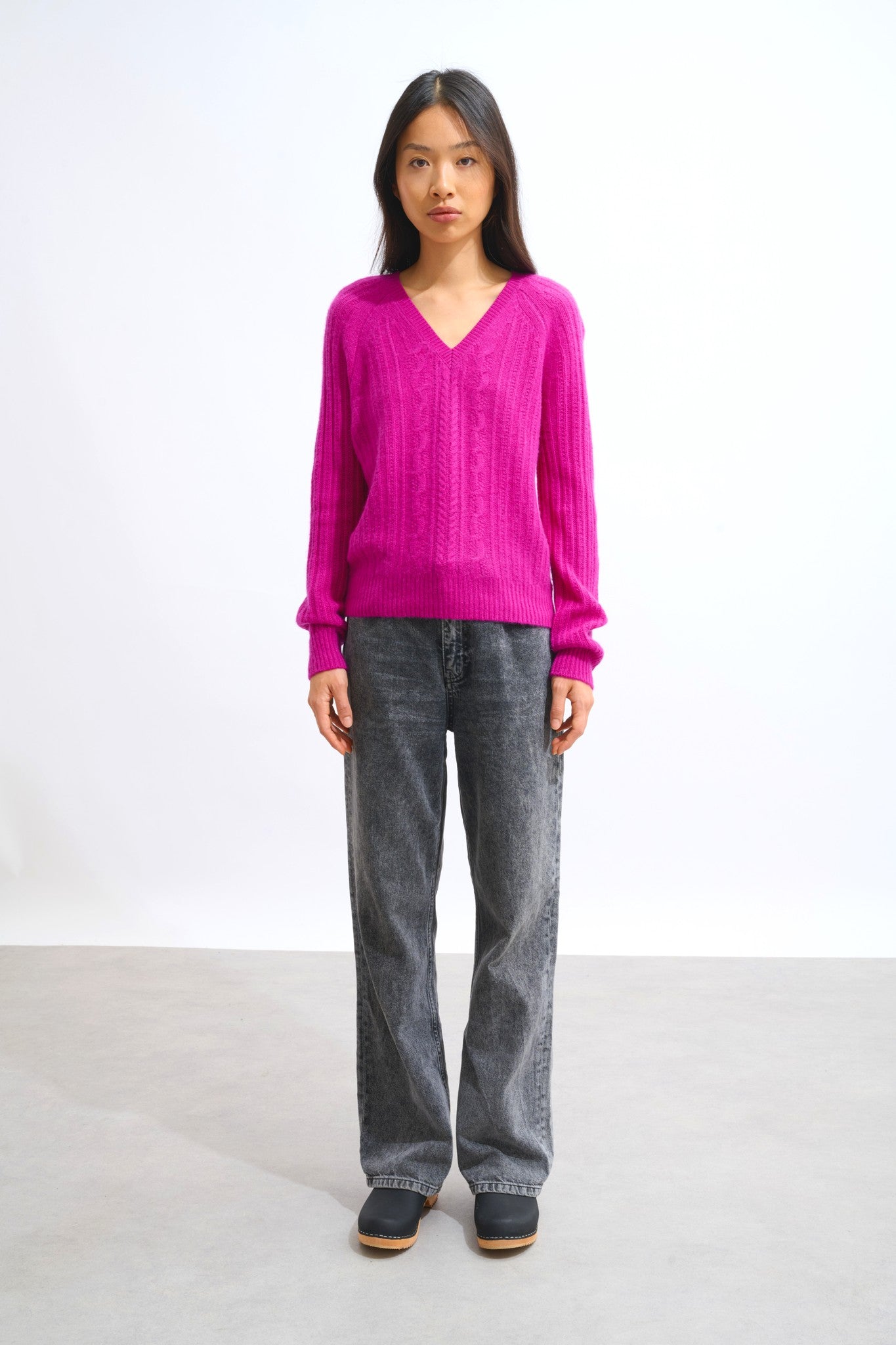 indira pull col v 6 fils violine 100% cachemire