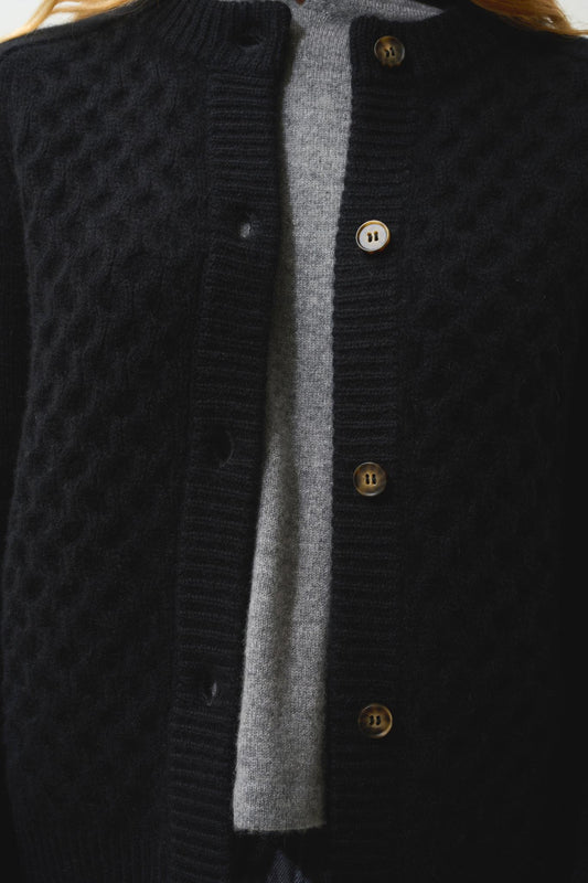 JINPA cardigan col rond 8 fils noir 100% cachemire