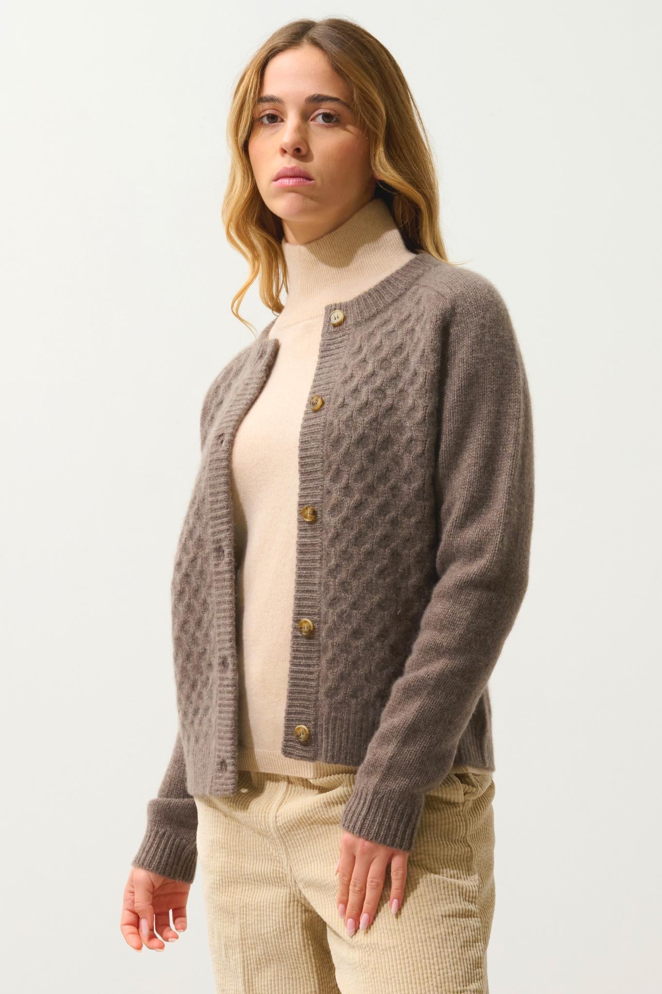 JINPA cardigan col rond 8 fils taupe chiné 100% cachemire