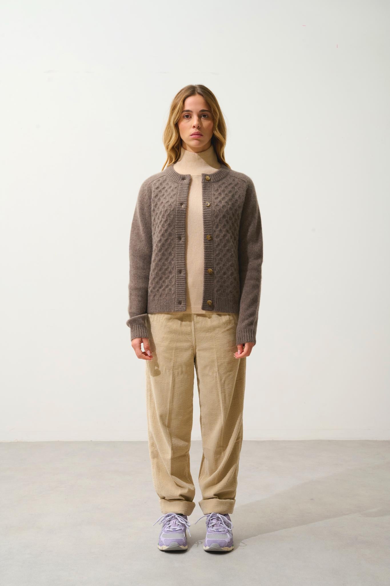 JINPA cardigan col rond 8 fils taupe chiné 100% cachemire