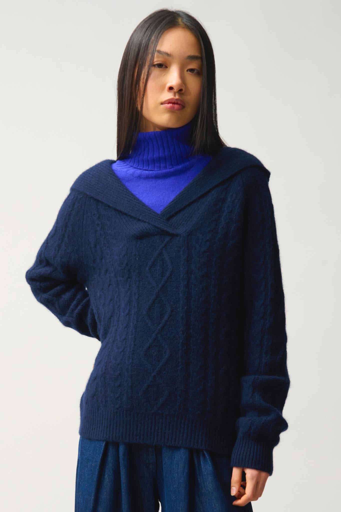KHANDRO hooded sweater 6 threads navy 100% cashmere