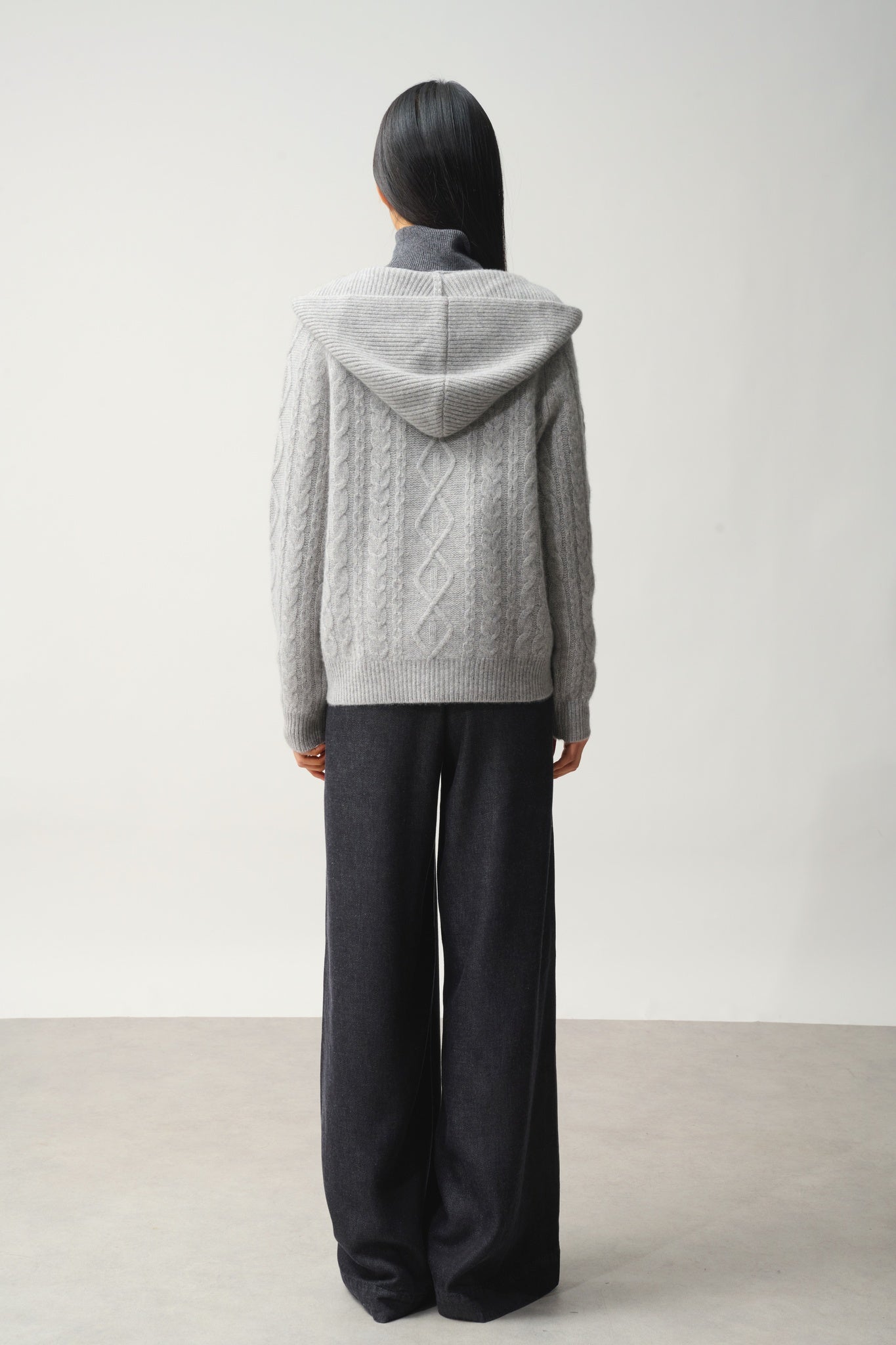 KHANDRO Kapuzenpullover 6-fädig Wolke meliert 100% Kaschmir