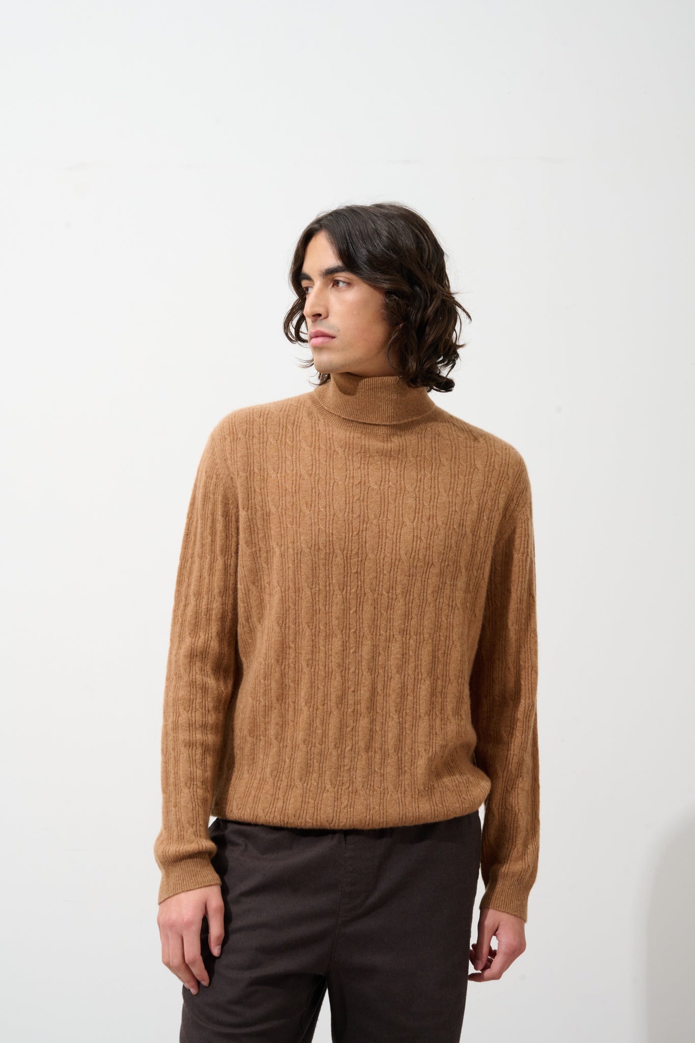 KONA pull col roulé noisette 100% cachemire