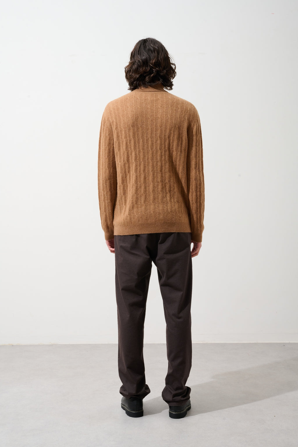 KONA pull col roulé noisette 100% cachemire