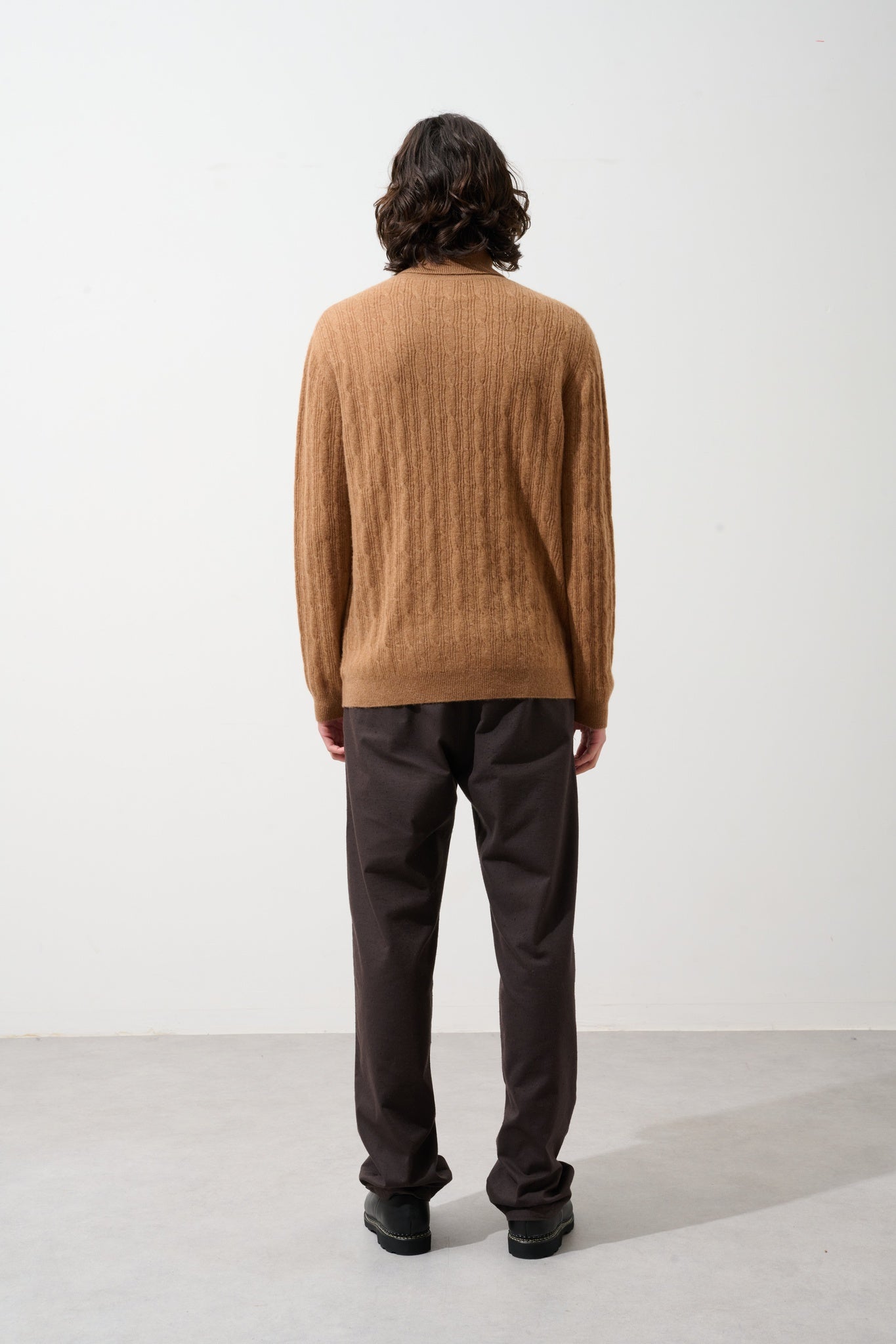 KONA pull col roulé noisette 100% cachemire