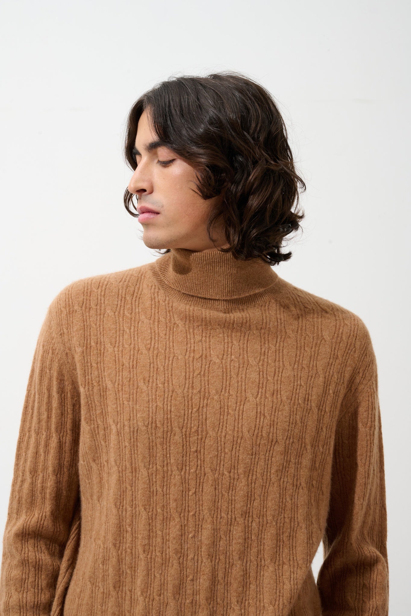 KONA pull col roulé noisette 100% cachemire
