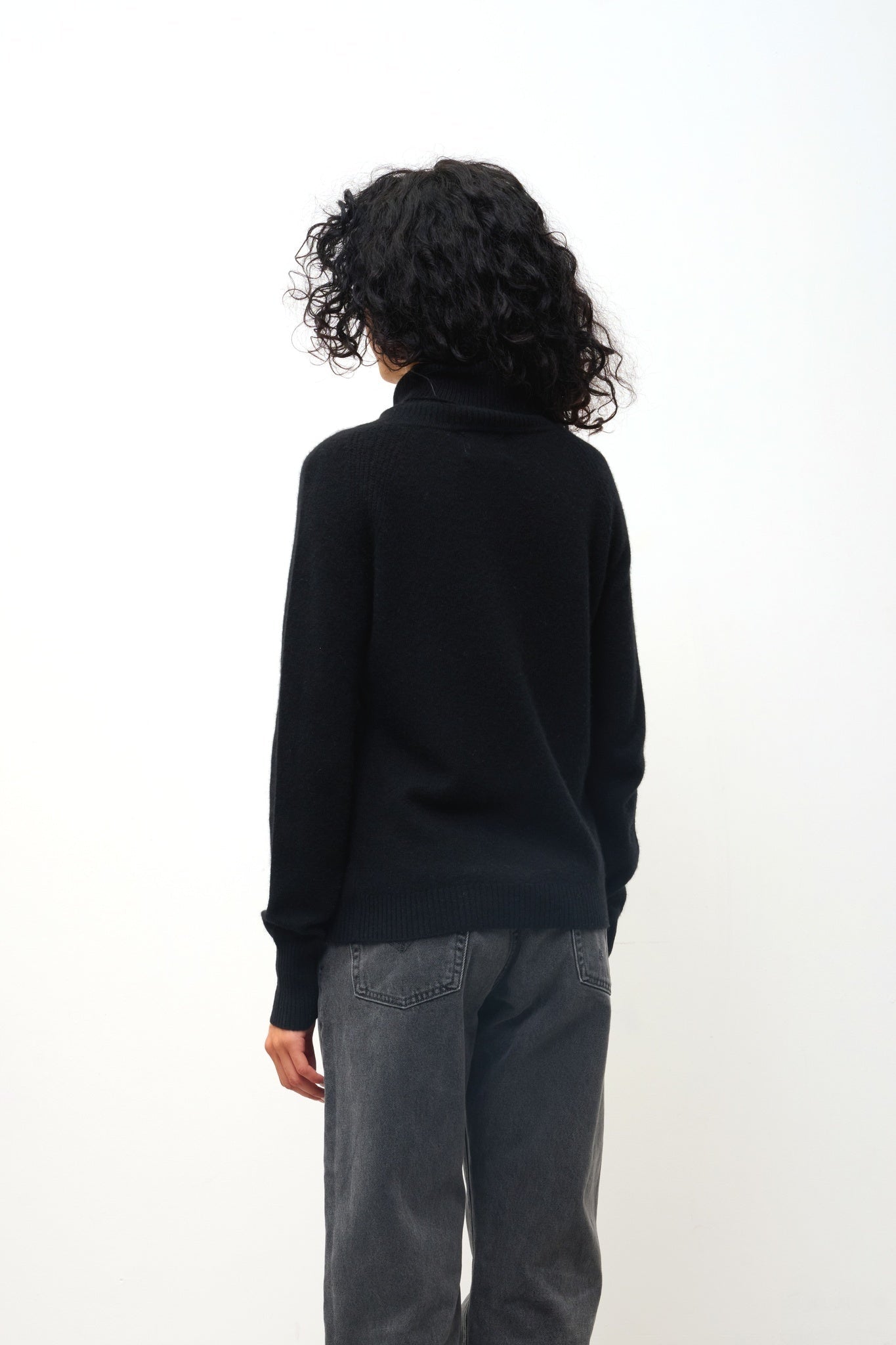 LILLY black turtleneck sweater 100% cashmere