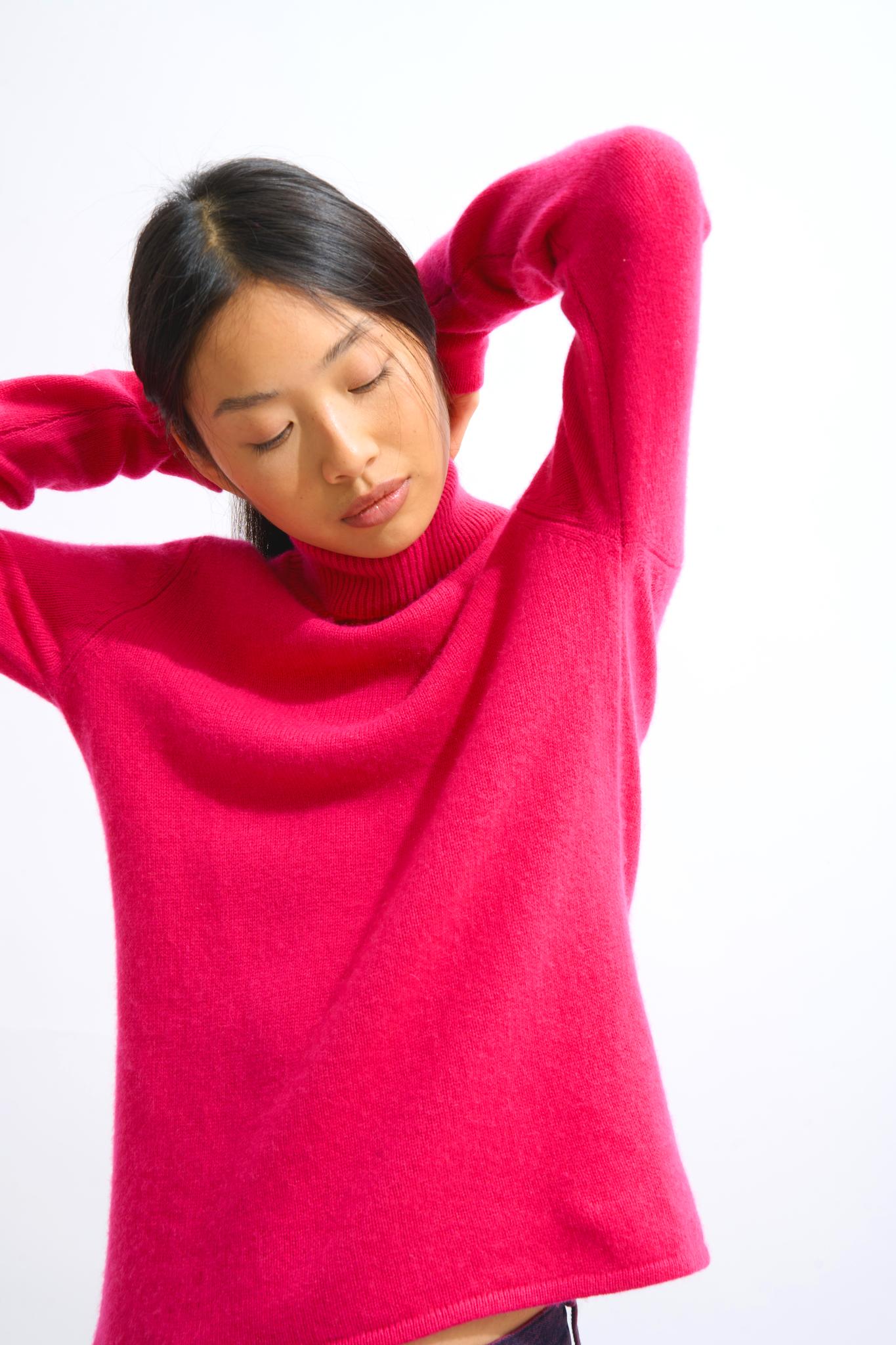 LINDA pull col roulé 4 fils fuchsia 100% cachemire