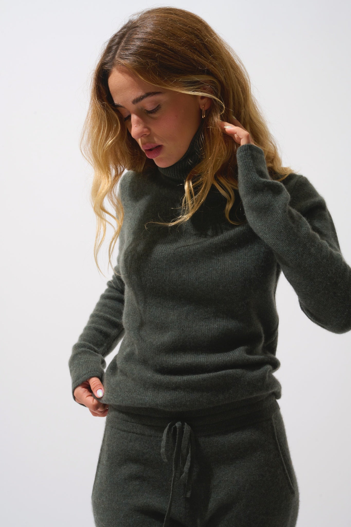 LINDA pull col roulé 4 fils kaki chiné 100% cachemire