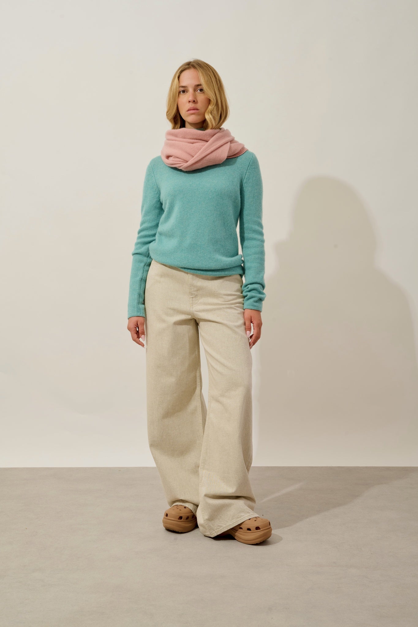 LINDA pull col roulé 4 fils vert chiné 100% cachemire