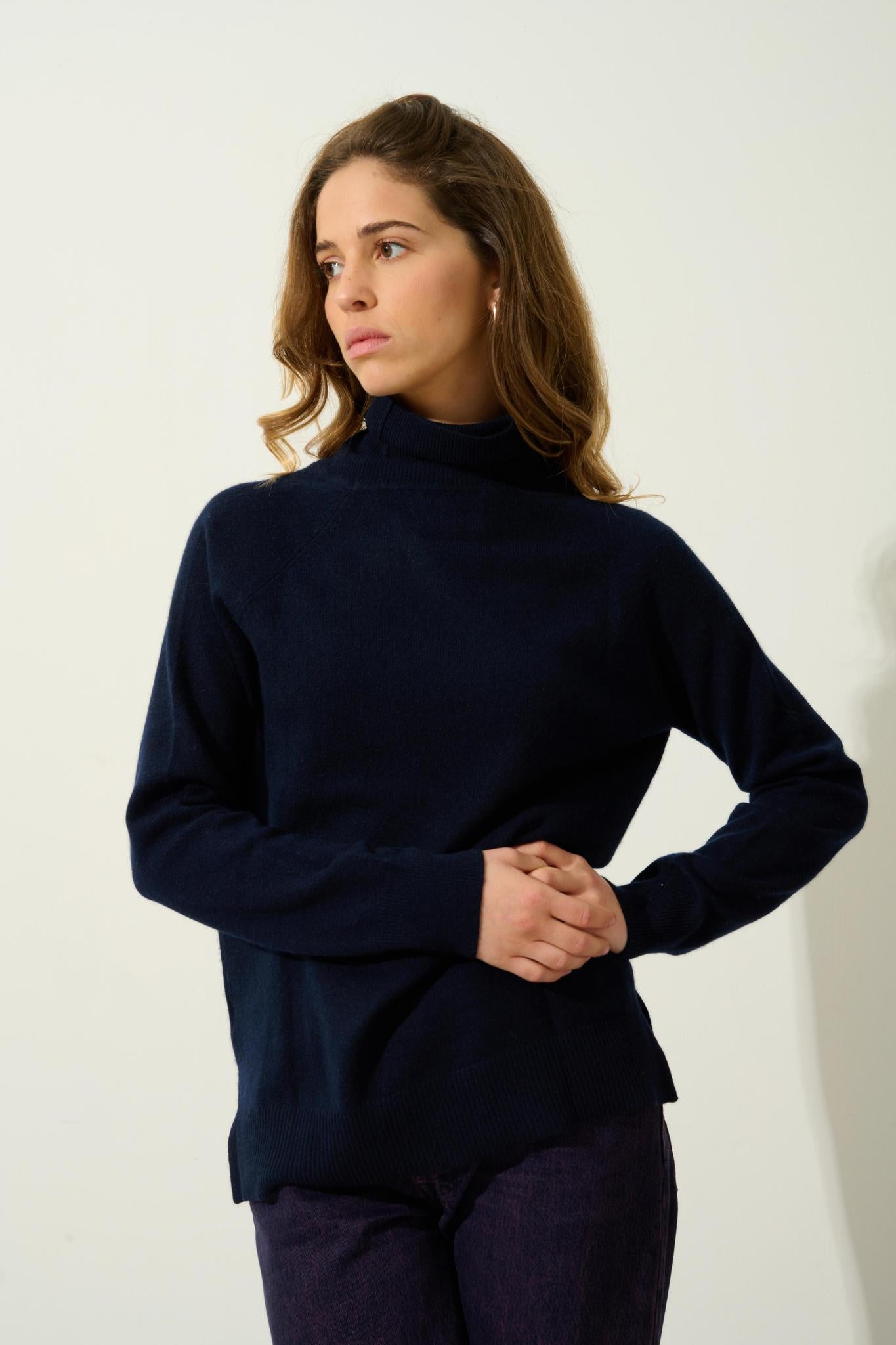 MADELINE navy turtleneck sweater 100% cashmere