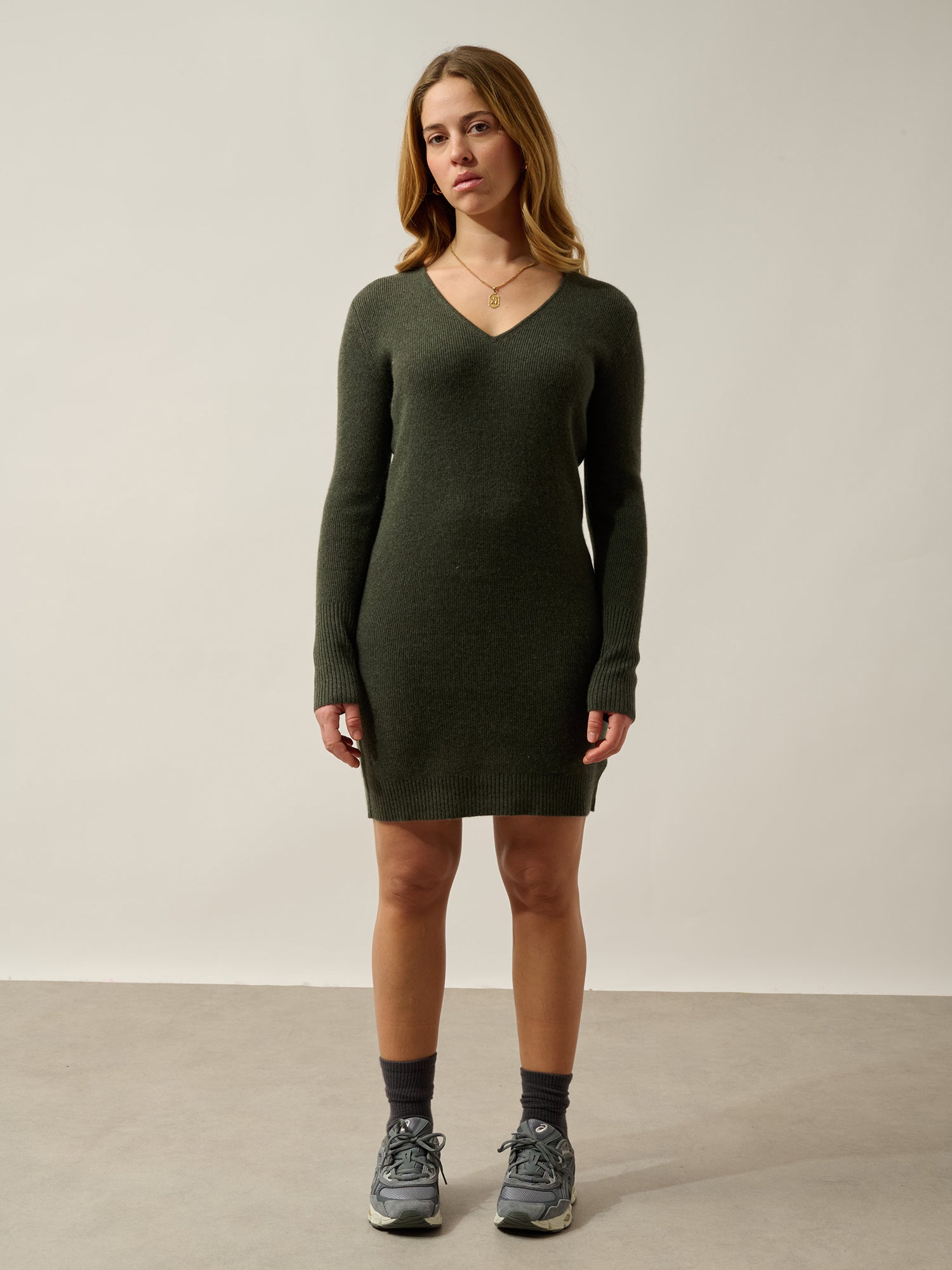 MAEN robe col v kaki chiné 100% cachemire