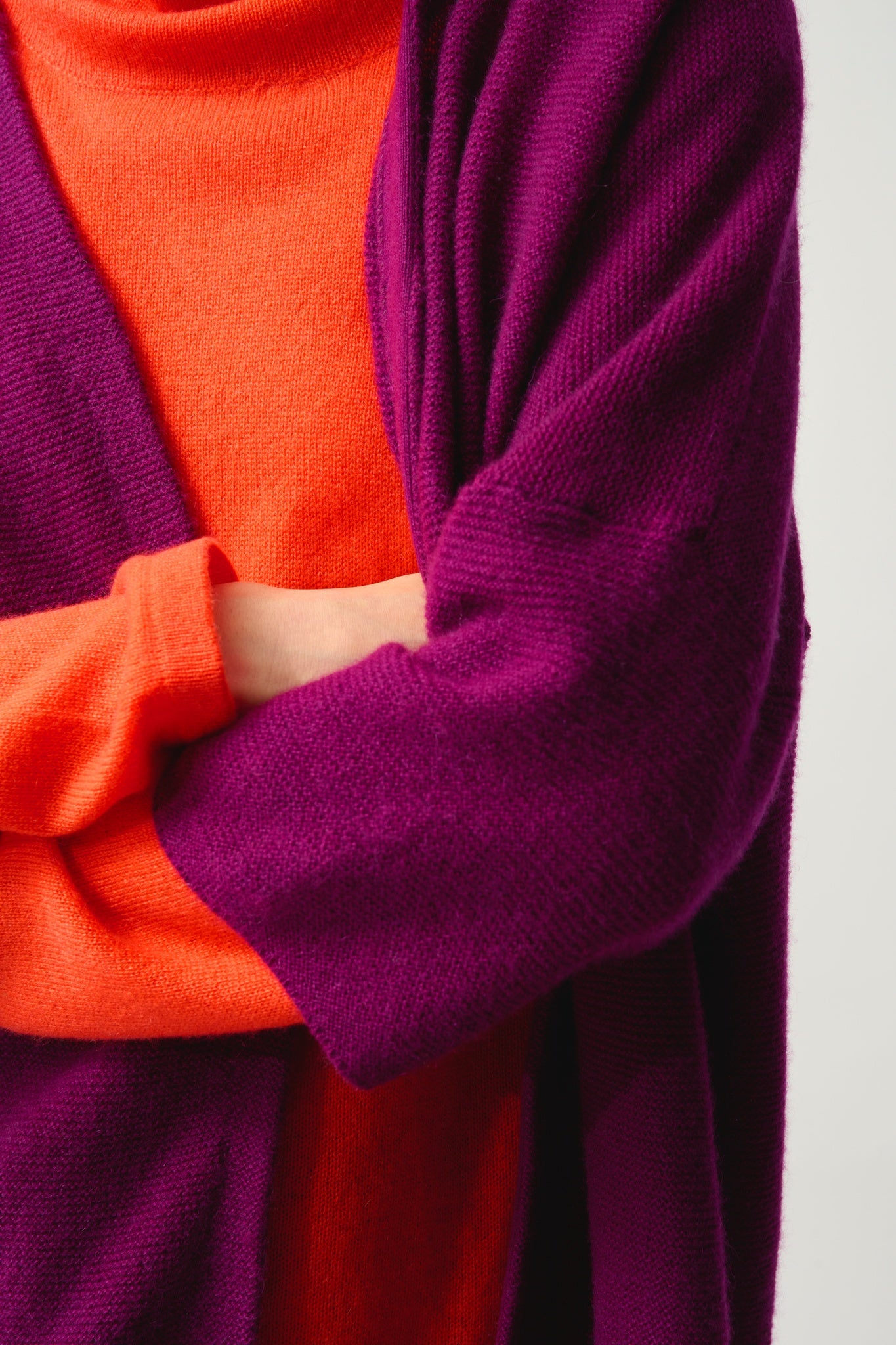 MENDIP open-front cardigan with V-neck and 3/4-length sleeves, plum, 100% cashmere