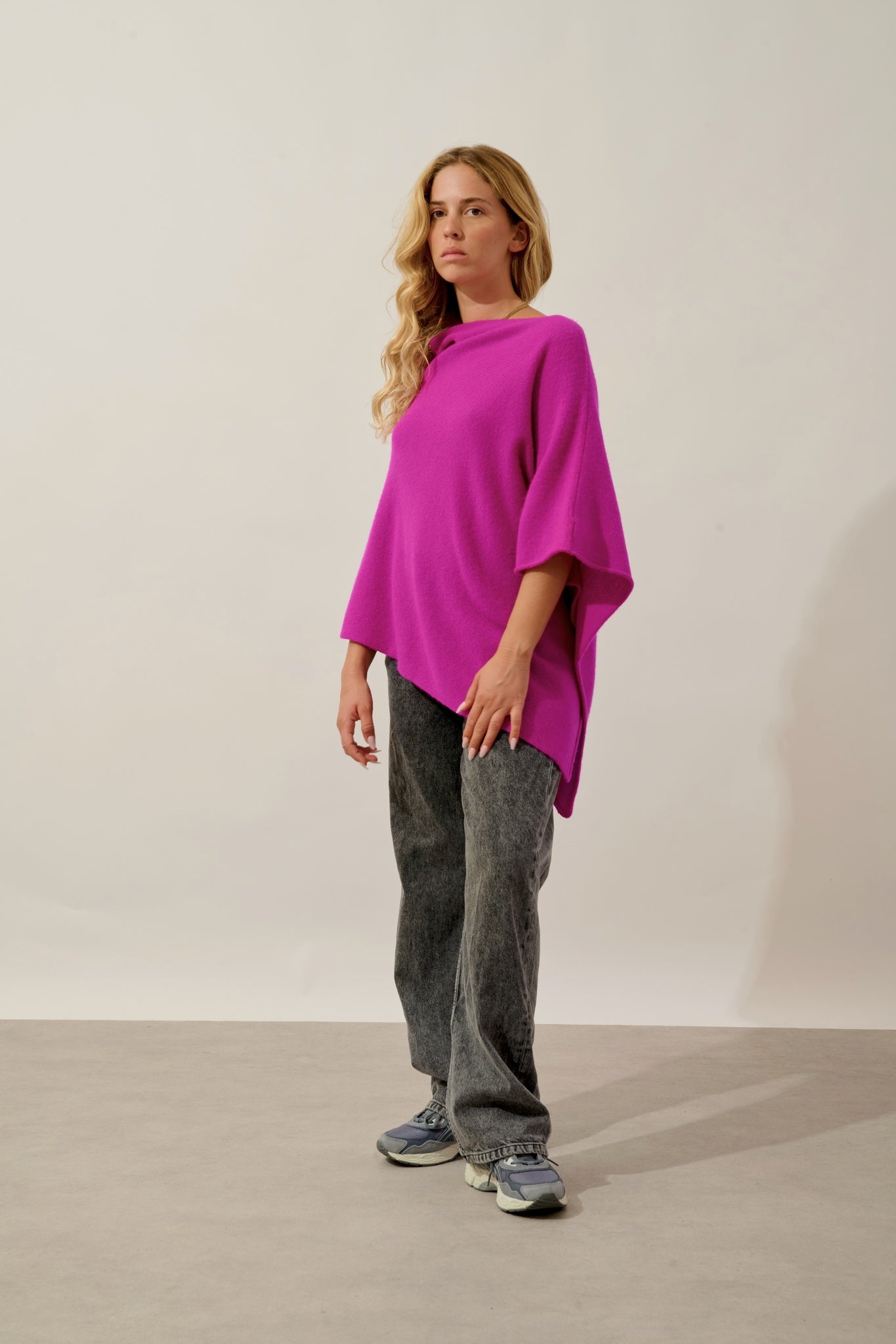 MERYL poncho 4 fils hibiscus 100% cachemire