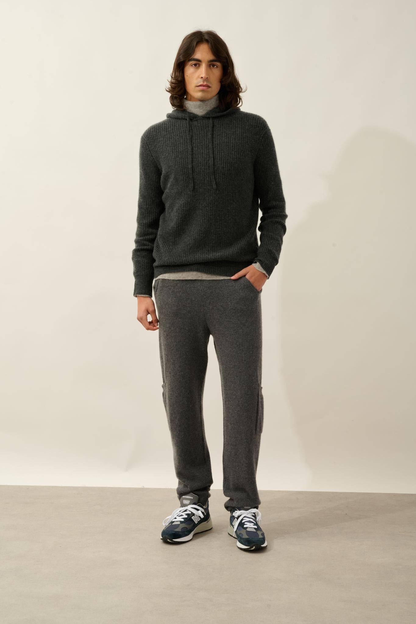 MIDA pull capuche 4 fils carbone chiné 100% cachemire