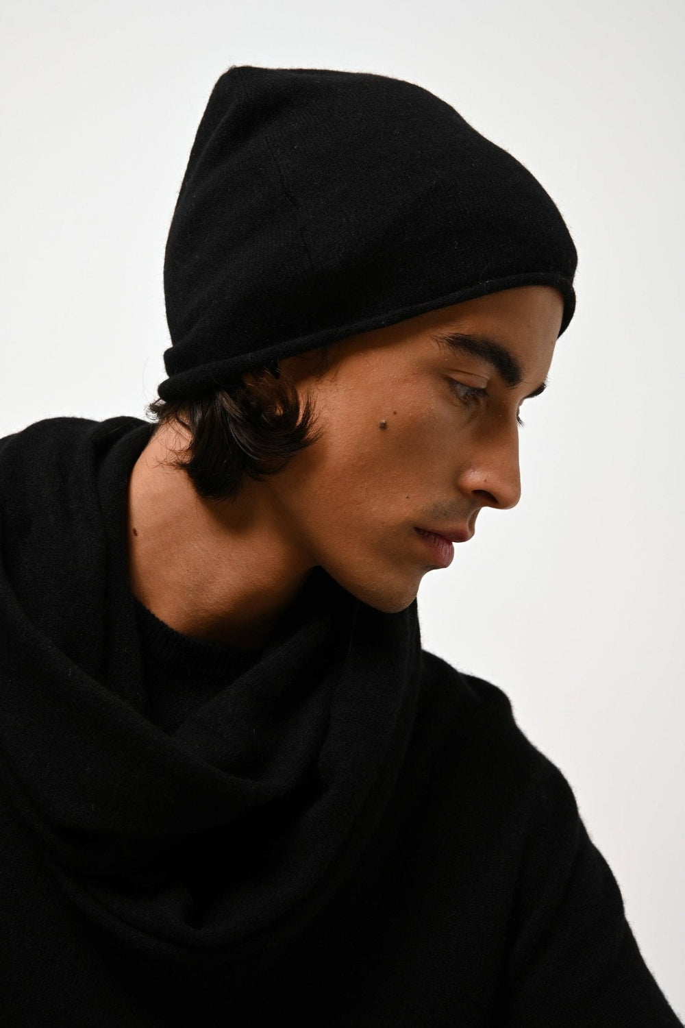 PINIER black 100% cashmere hat