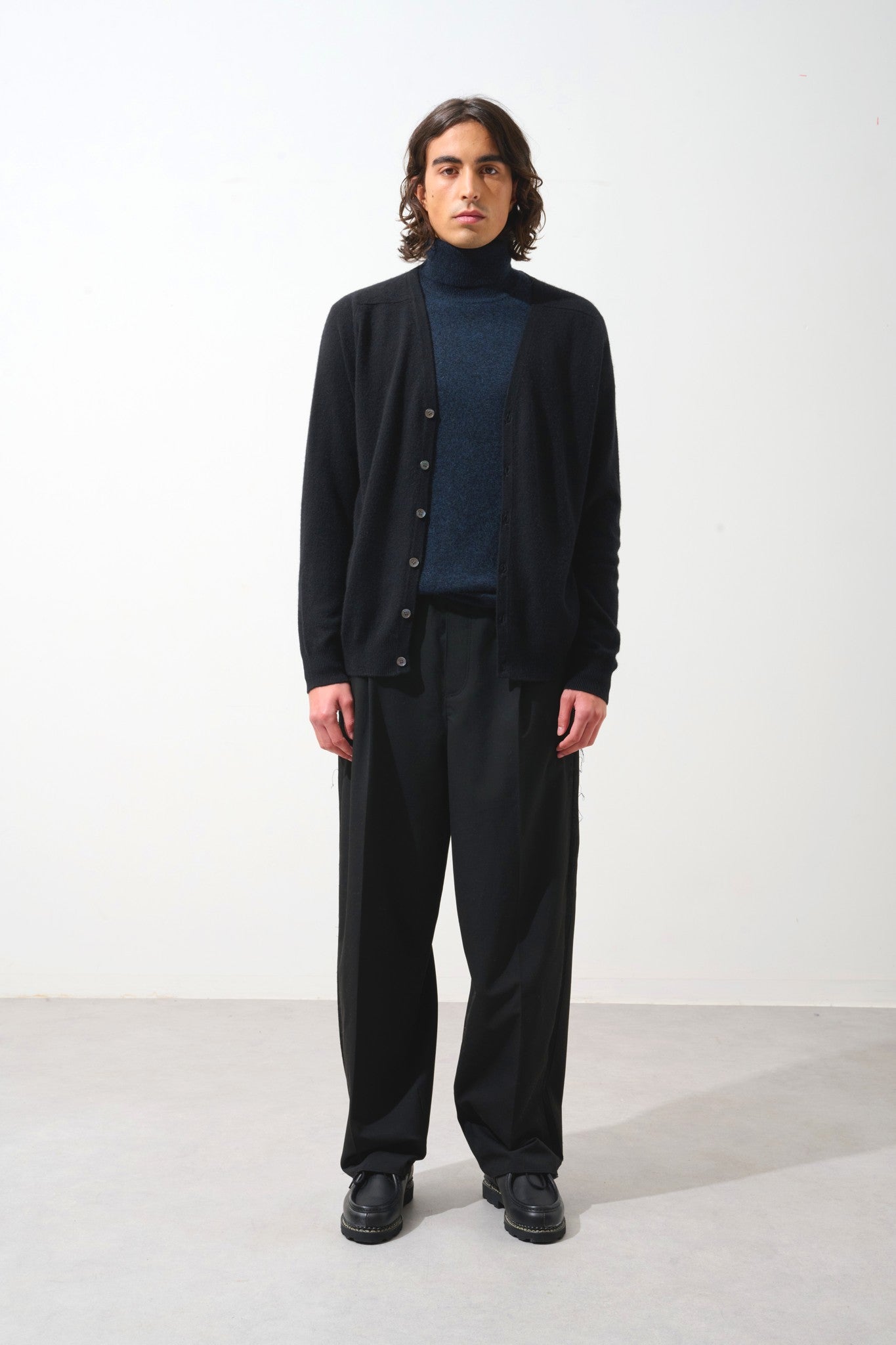 pipa cardigan col v noir 100% cachemire