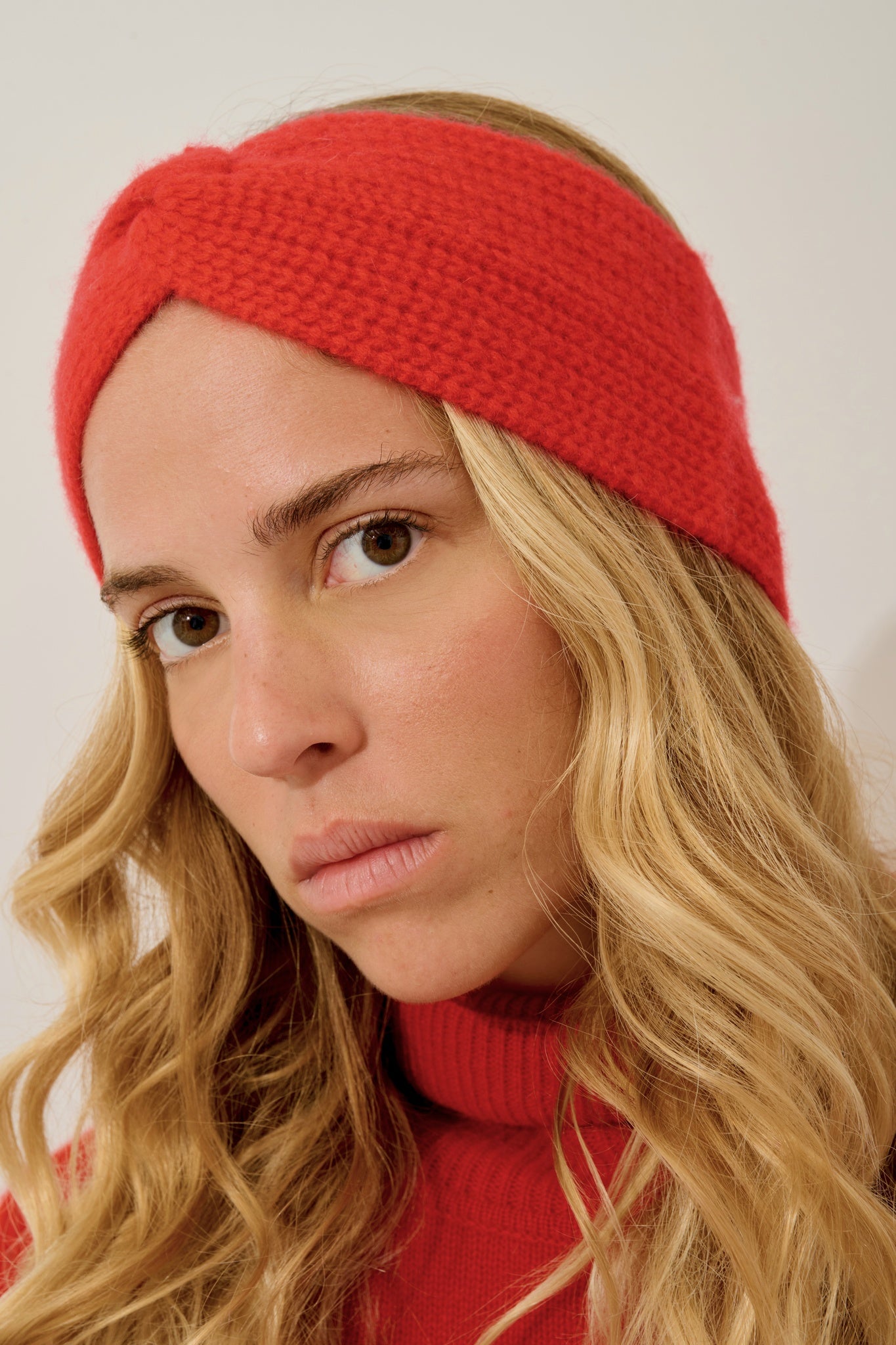 RISTO bandeau 8 fils carmin 100% cachemire