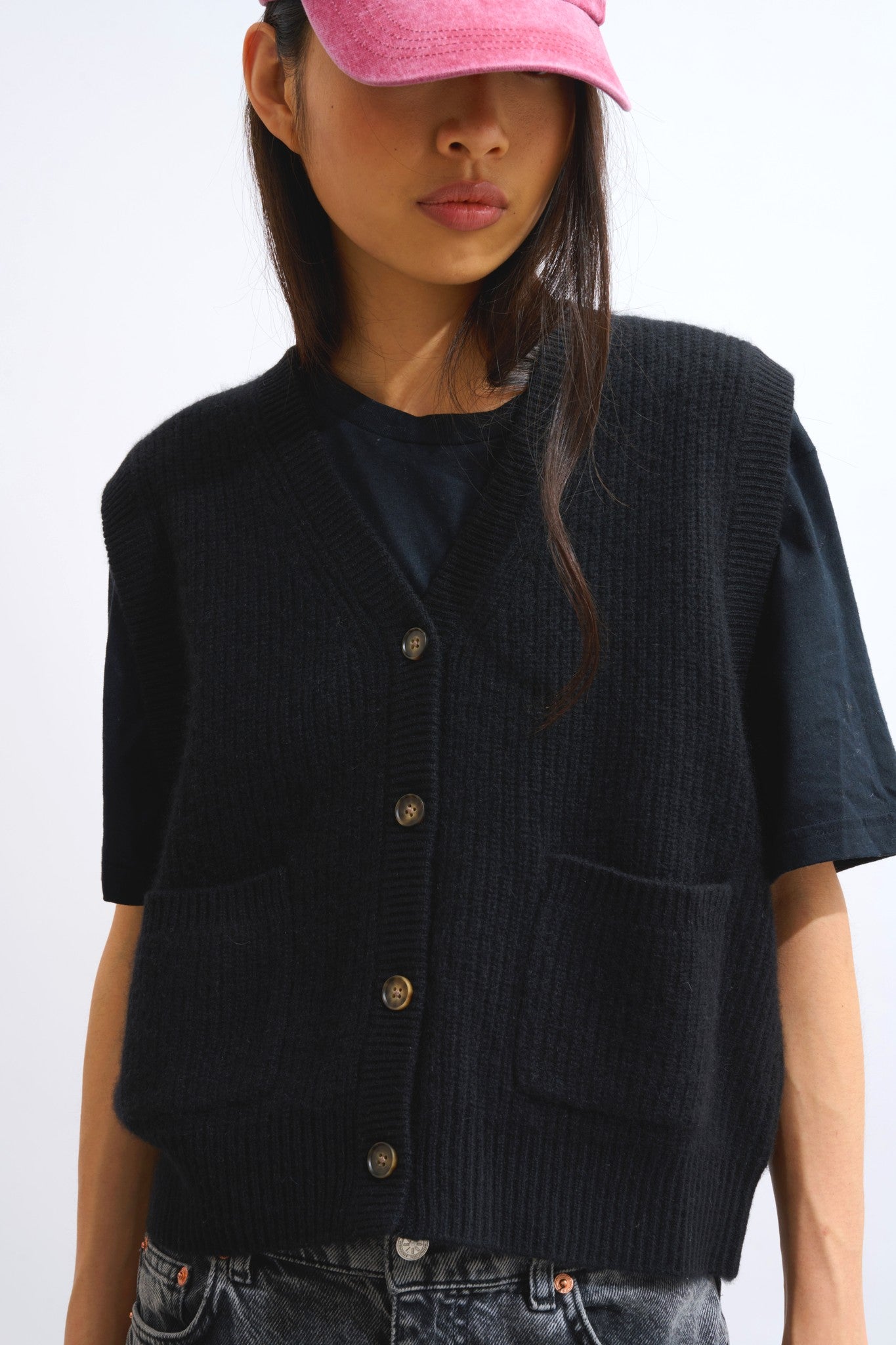 rosavia cardigan col v sans manches 4 fils noir 100% cachemire